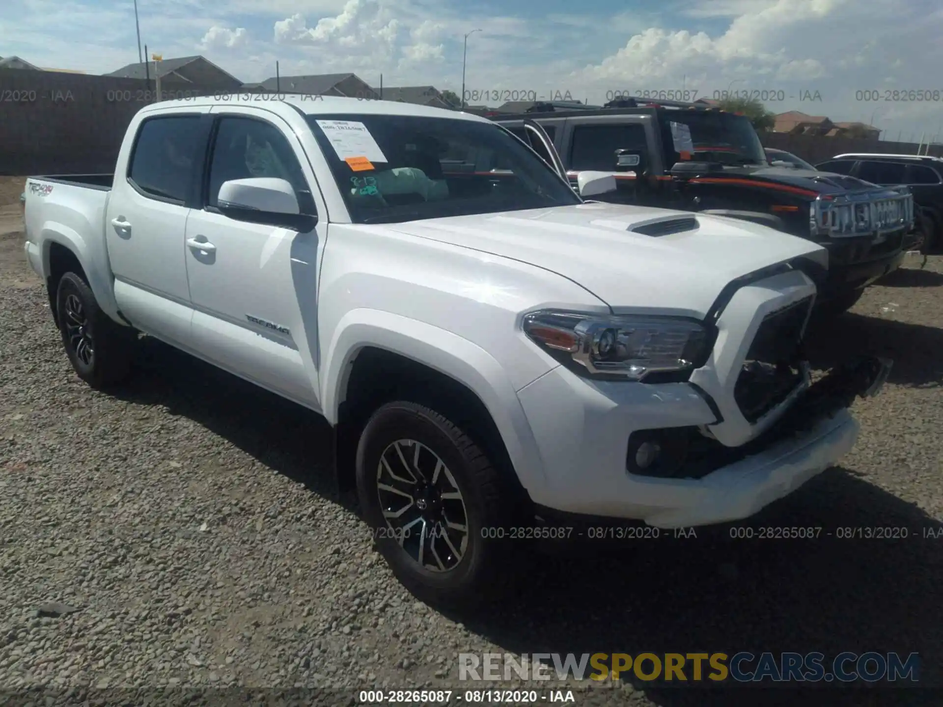 1 Фотография поврежденного автомобиля 3TMCZ5ANXLM355916 TOYOTA TACOMA 4WD 2020