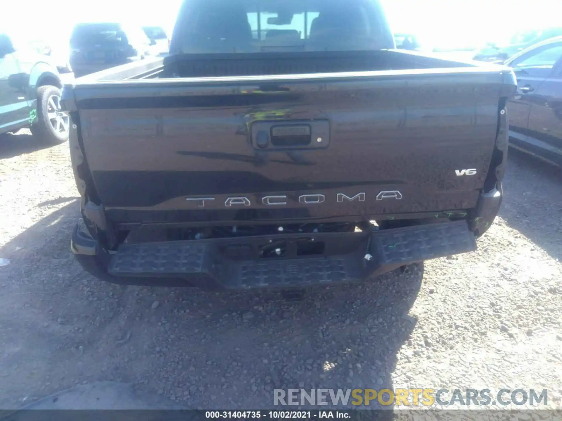 6 Photograph of a damaged car 3TMCZ5ANXLM366110 TOYOTA TACOMA 4WD 2020