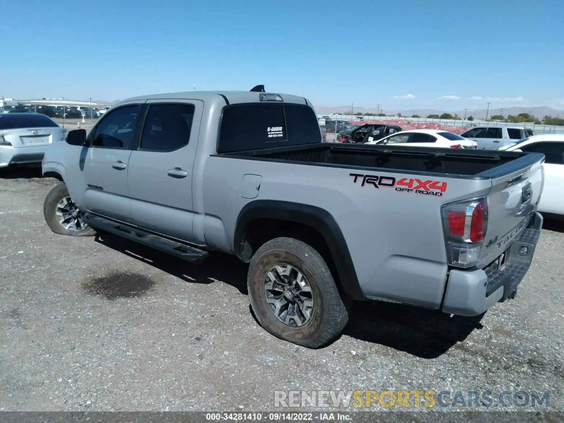 3 Photograph of a damaged car 3TMDZ5BN0LM081371 TOYOTA TACOMA 4WD 2020