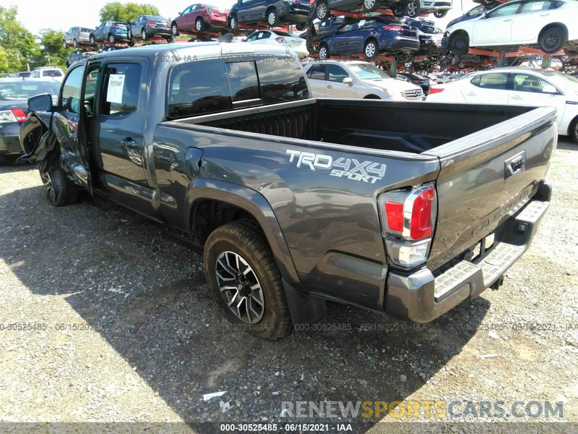 3 Photograph of a damaged car 3TMDZ5BN0LM090555 TOYOTA TACOMA 4WD 2020