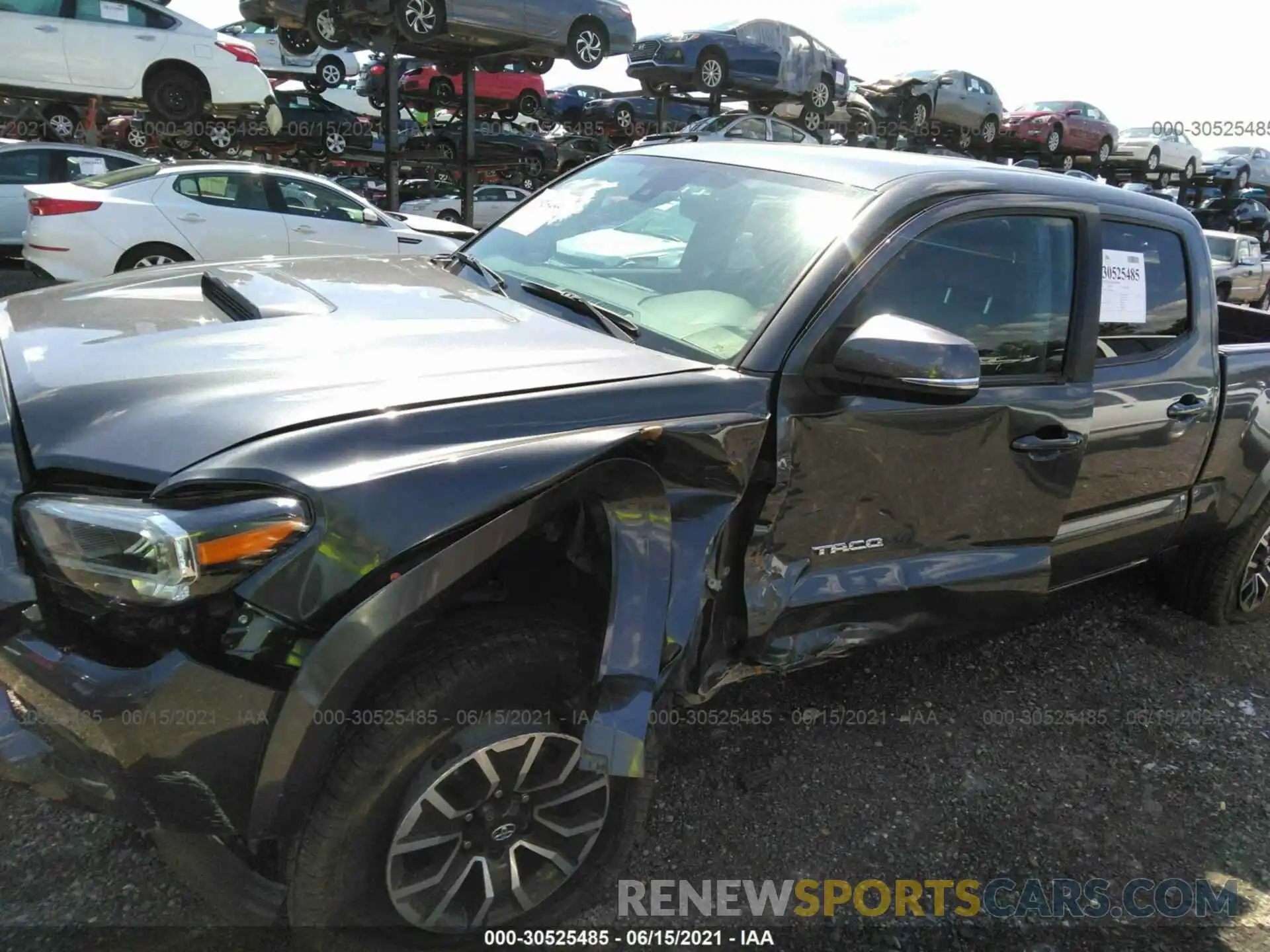 6 Photograph of a damaged car 3TMDZ5BN0LM090555 TOYOTA TACOMA 4WD 2020