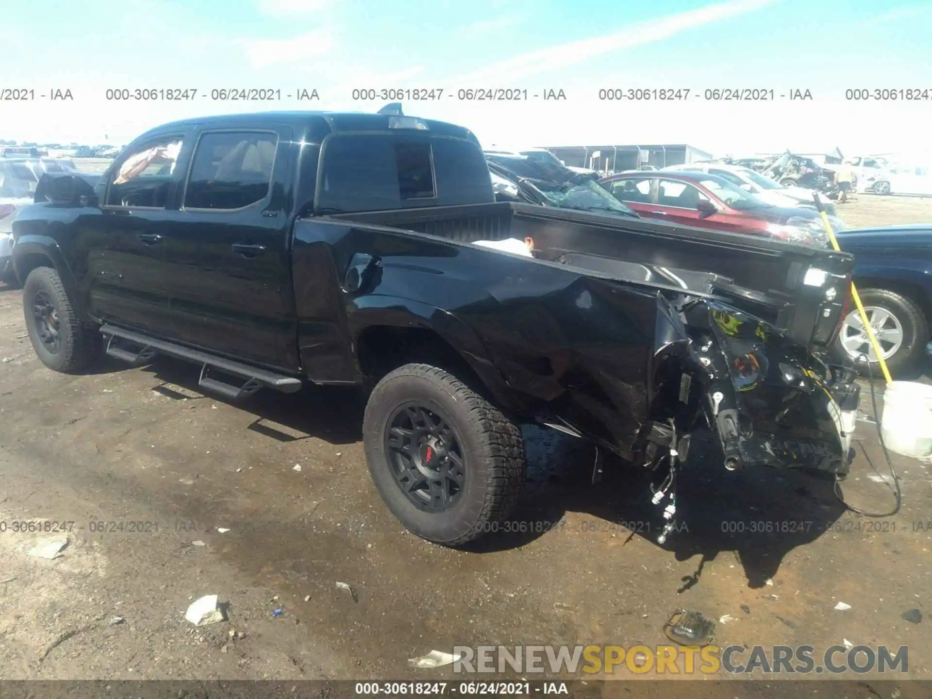 3 Photograph of a damaged car 3TMDZ5BN0LM094783 TOYOTA TACOMA 4WD 2020