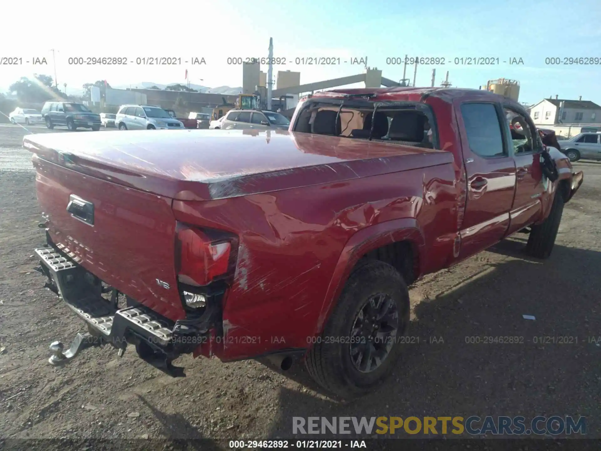 4 Photograph of a damaged car 3TMDZ5BN1LM081461 TOYOTA TACOMA 4WD 2020