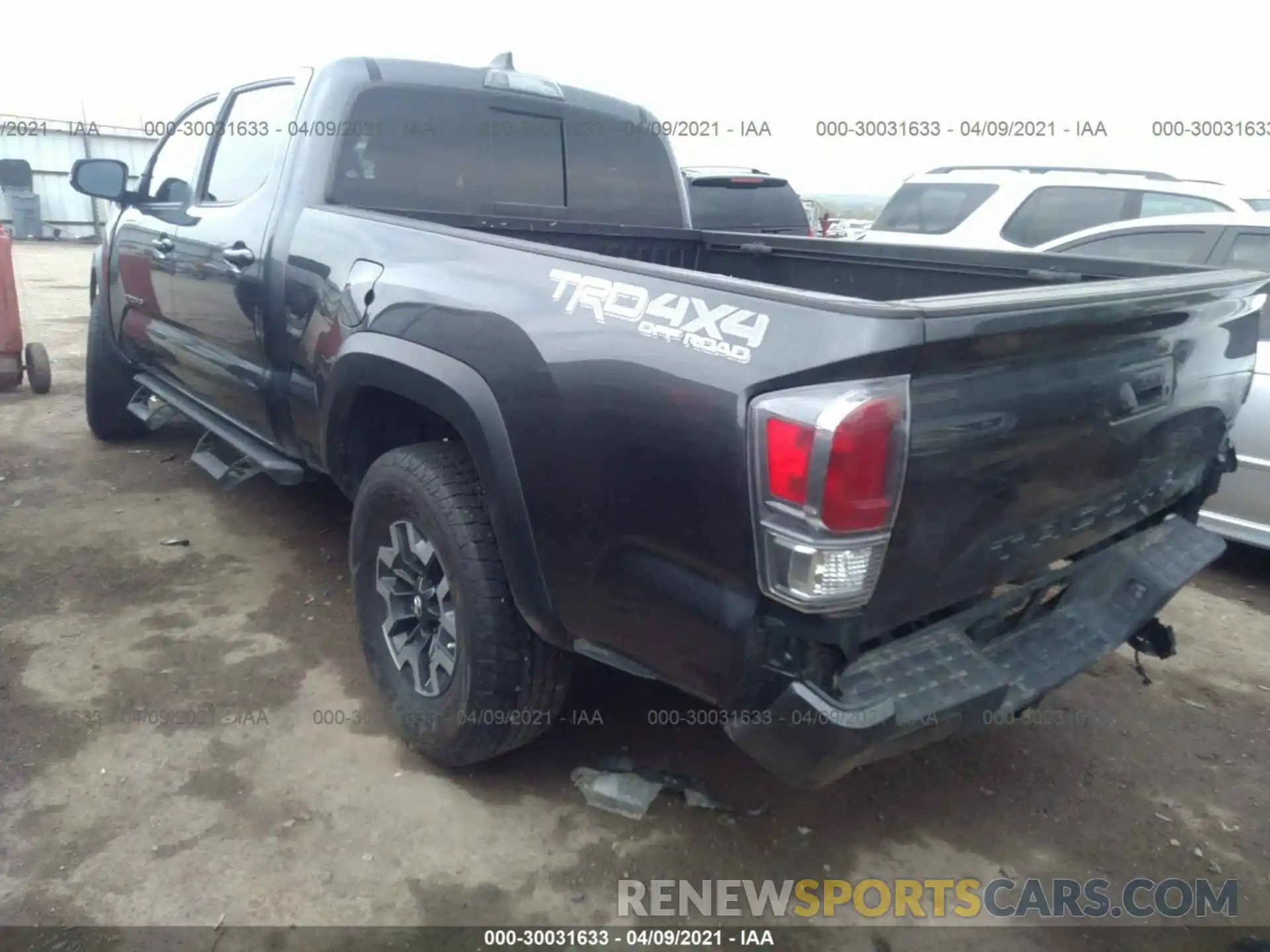 3 Photograph of a damaged car 3TMDZ5BN1LM083243 TOYOTA TACOMA 4WD 2020