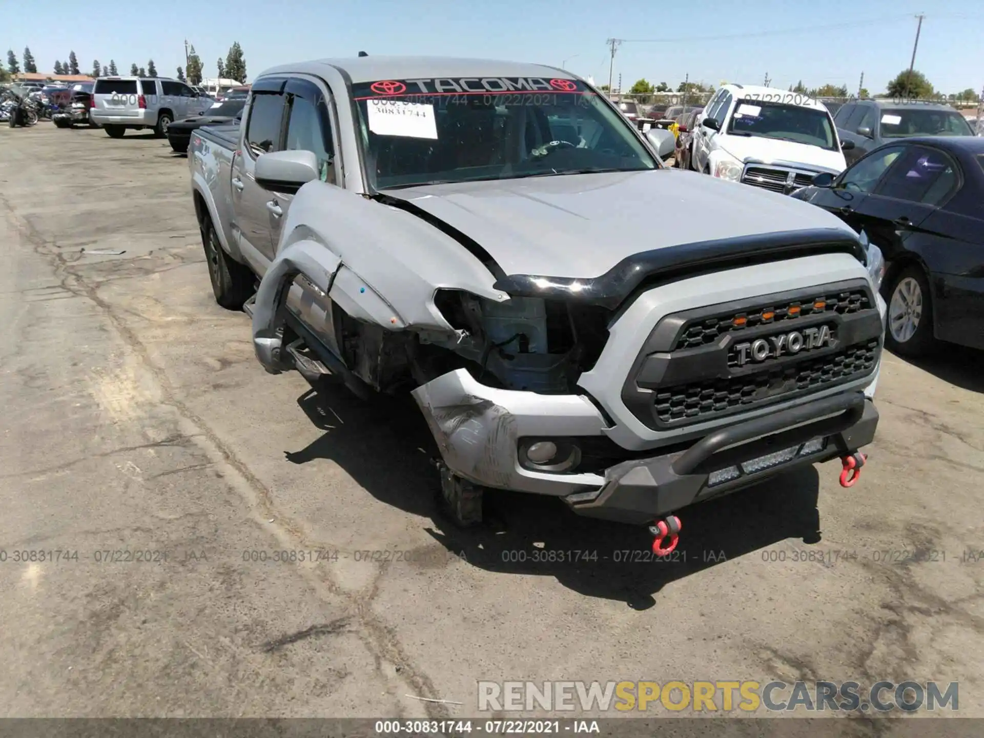 1 Photograph of a damaged car 3TMDZ5BN1LM092279 TOYOTA TACOMA 4WD 2020