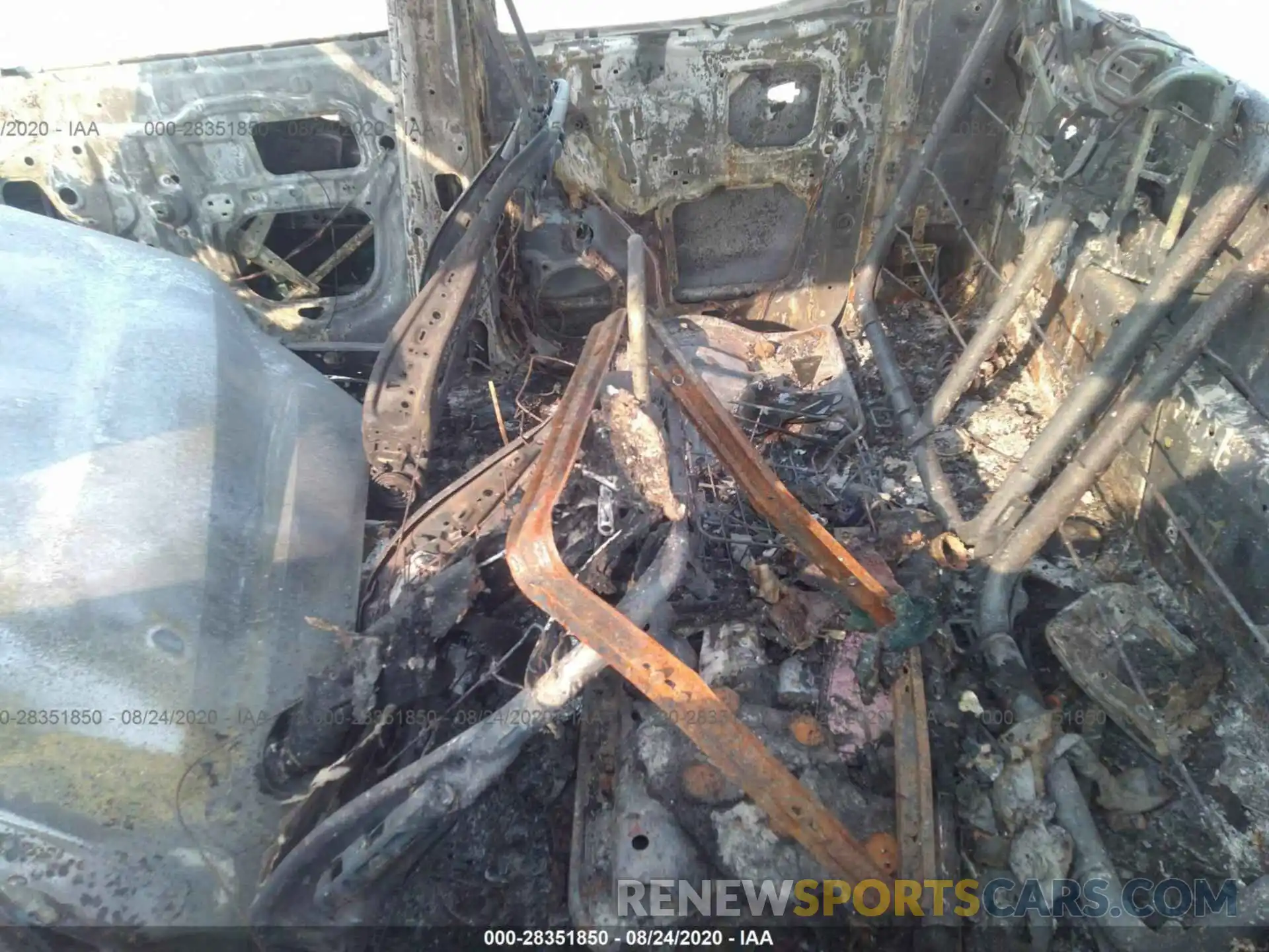 8 Photograph of a damaged car 3TMDZ5BN1LM093108 TOYOTA TACOMA 4WD 2020