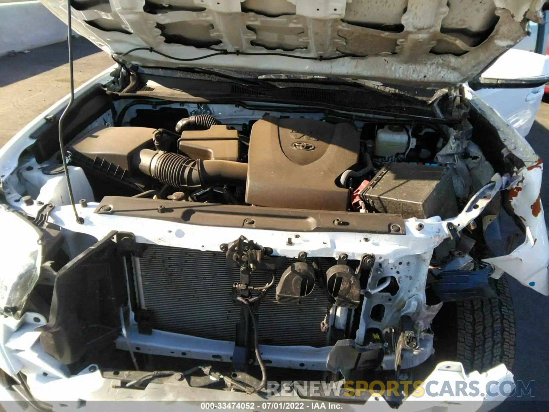 10 Photograph of a damaged car 3TMDZ5BN1LM095697 TOYOTA TACOMA 4WD 2020