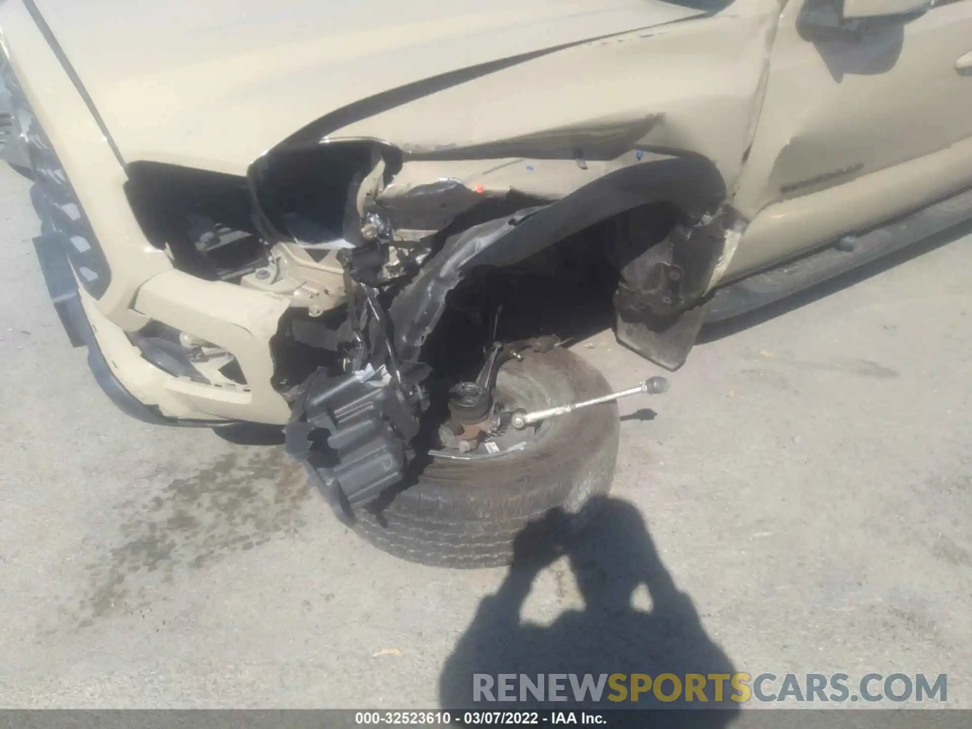 6 Photograph of a damaged car 3TMDZ5BN2LM089259 TOYOTA TACOMA 4WD 2020