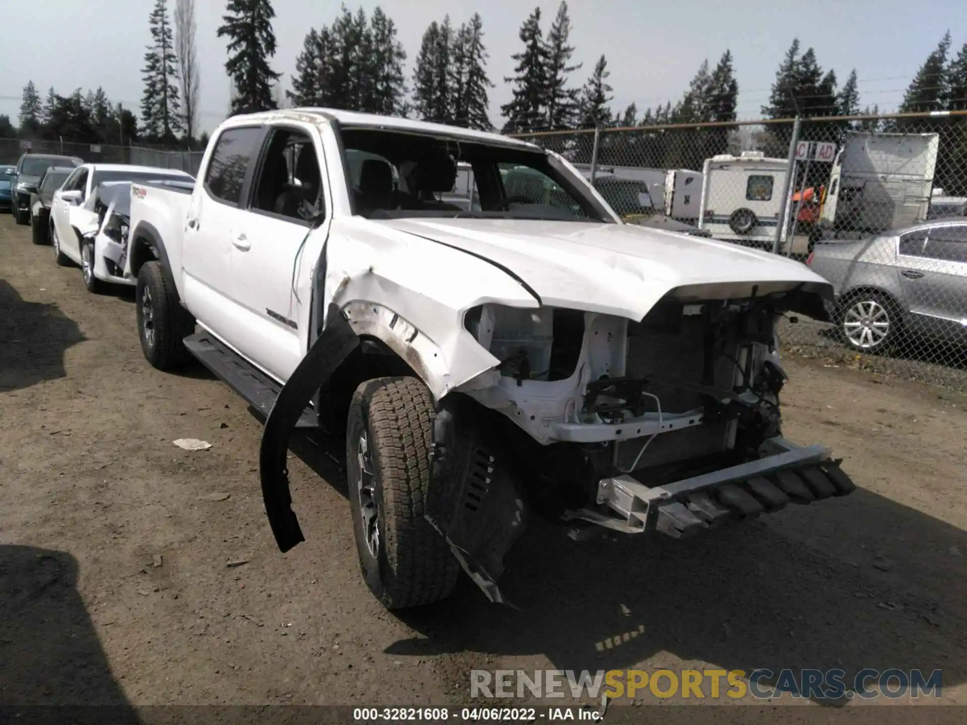 1 Photograph of a damaged car 3TMDZ5BN2LM092503 TOYOTA TACOMA 4WD 2020