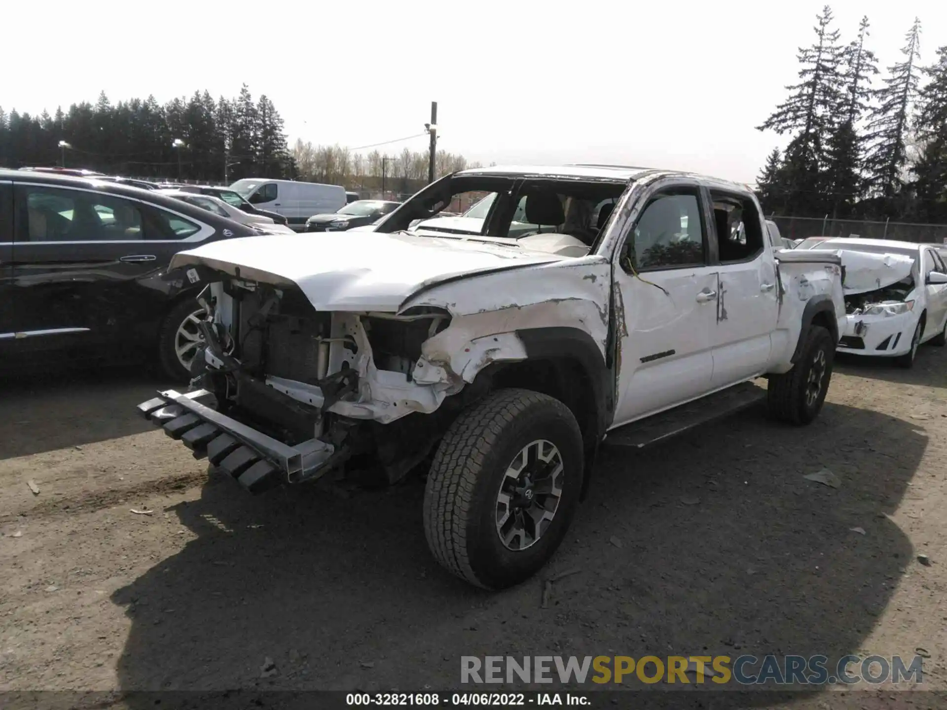 2 Photograph of a damaged car 3TMDZ5BN2LM092503 TOYOTA TACOMA 4WD 2020