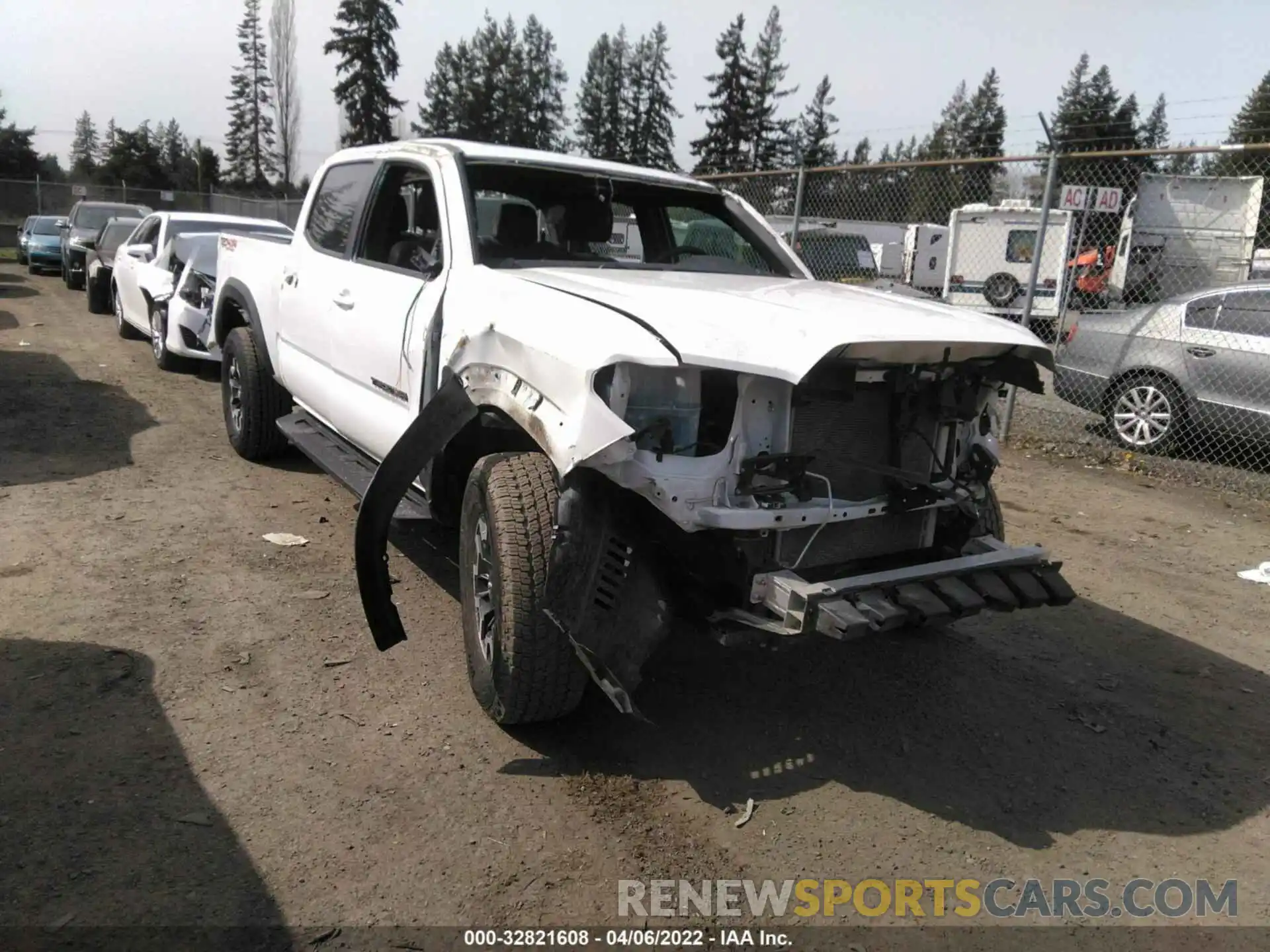 6 Photograph of a damaged car 3TMDZ5BN2LM092503 TOYOTA TACOMA 4WD 2020