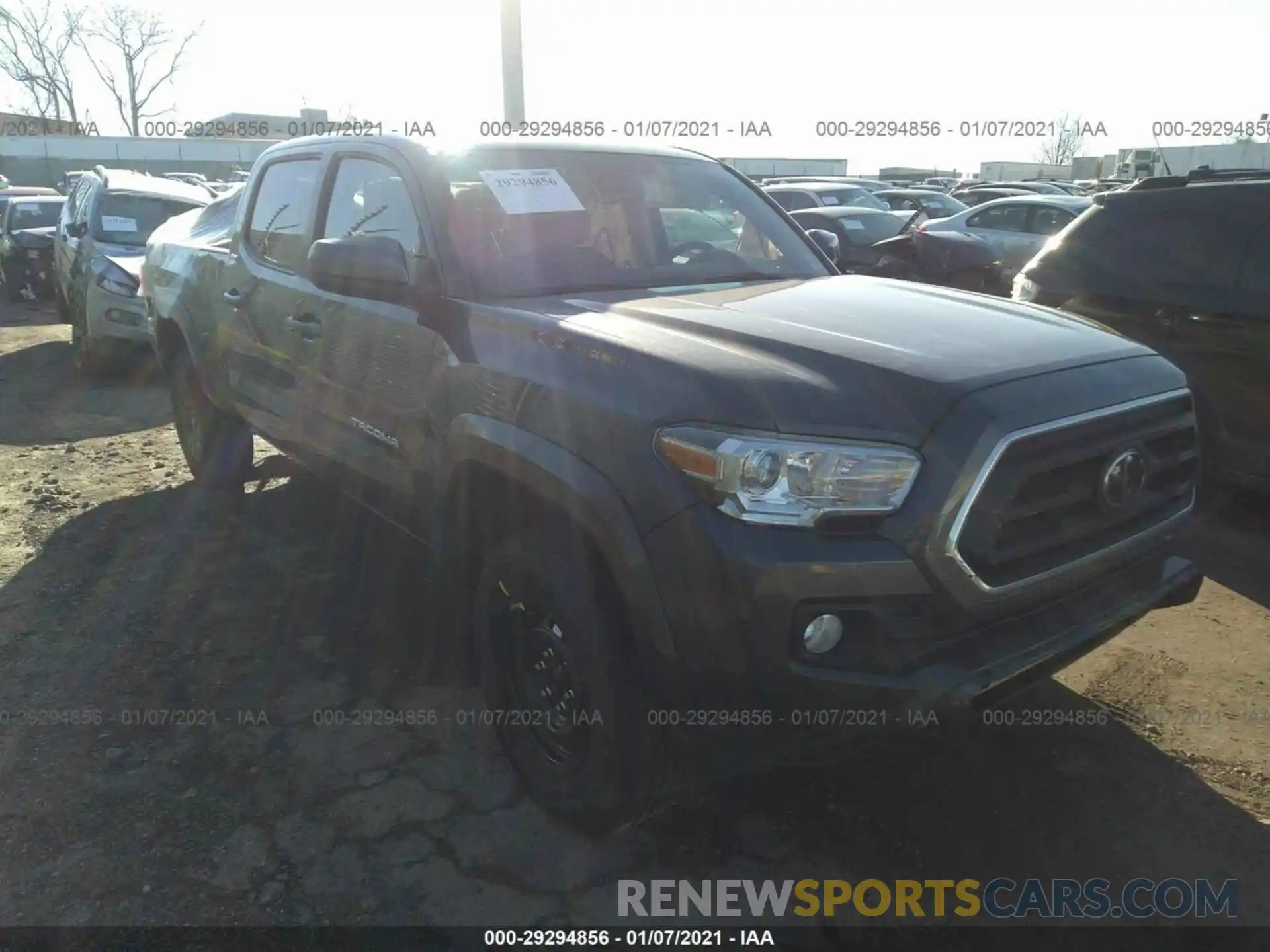 1 Photograph of a damaged car 3TMDZ5BN2LM095675 TOYOTA TACOMA 4WD 2020