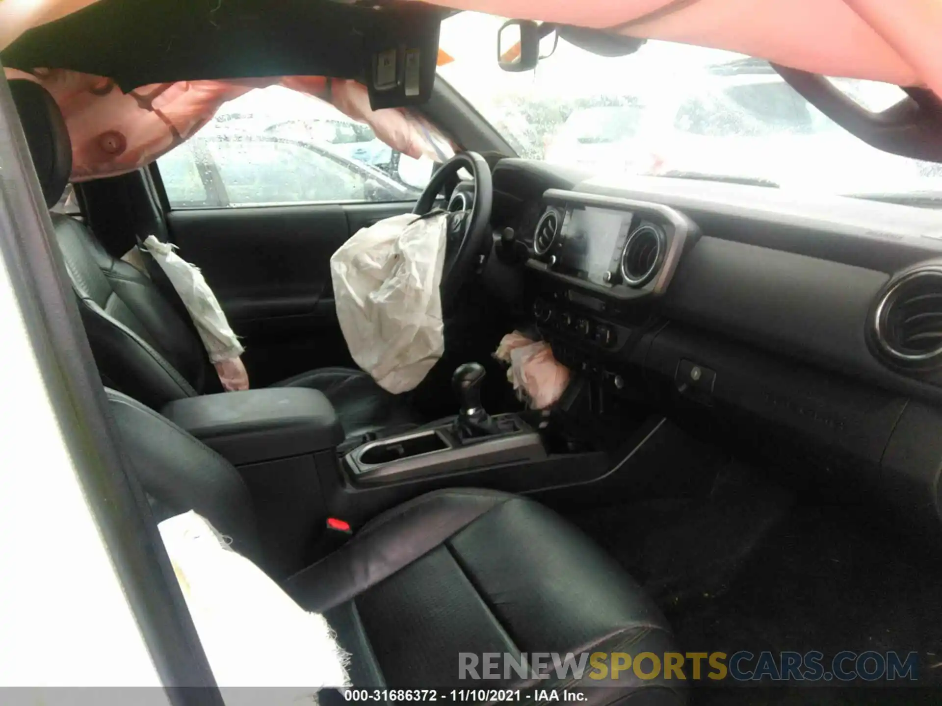 5 Photograph of a damaged car 3TMDZ5BN2LM097426 TOYOTA TACOMA 4WD 2020