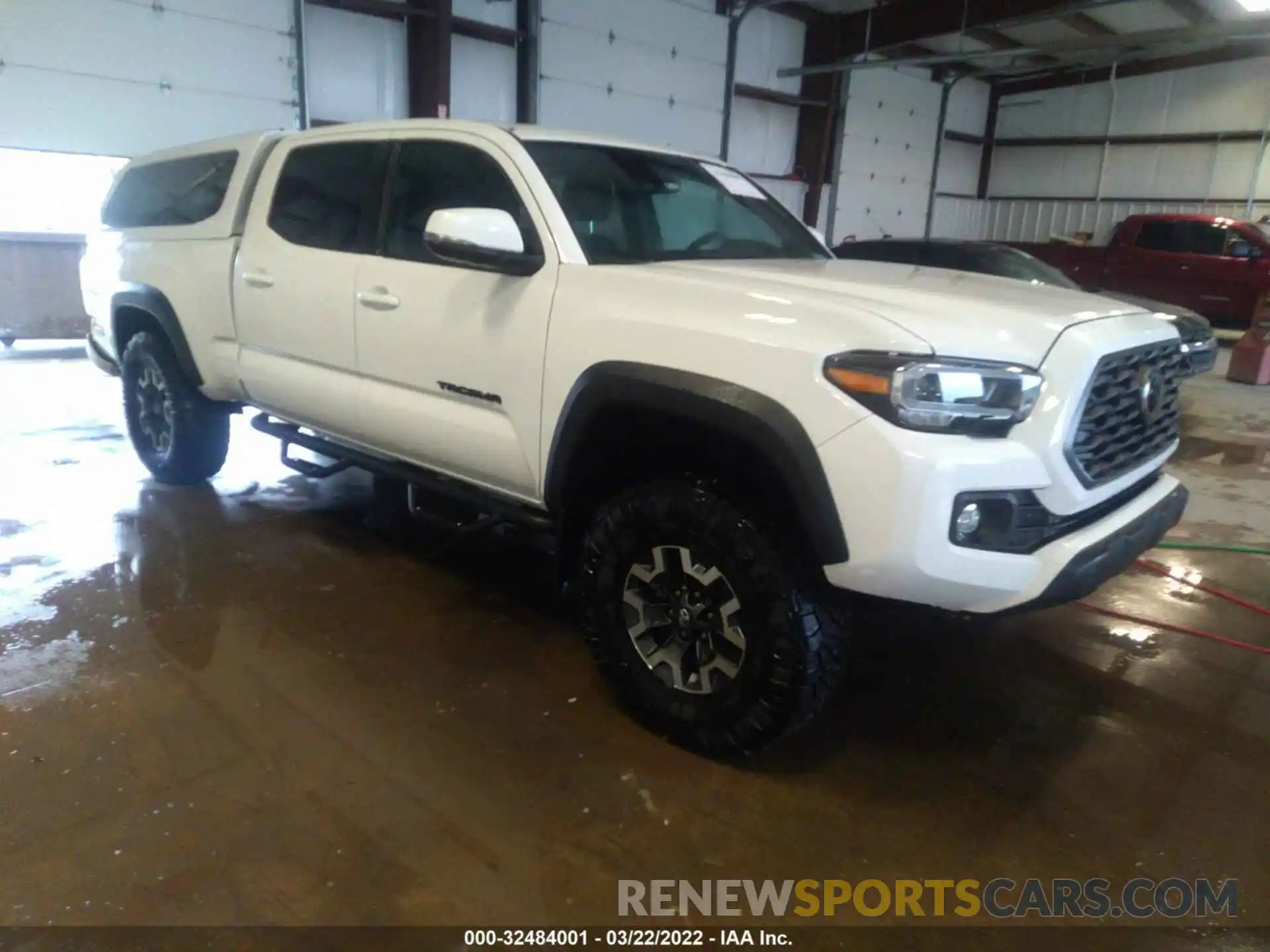 1 Photograph of a damaged car 3TMDZ5BN3LM083843 TOYOTA TACOMA 4WD 2020