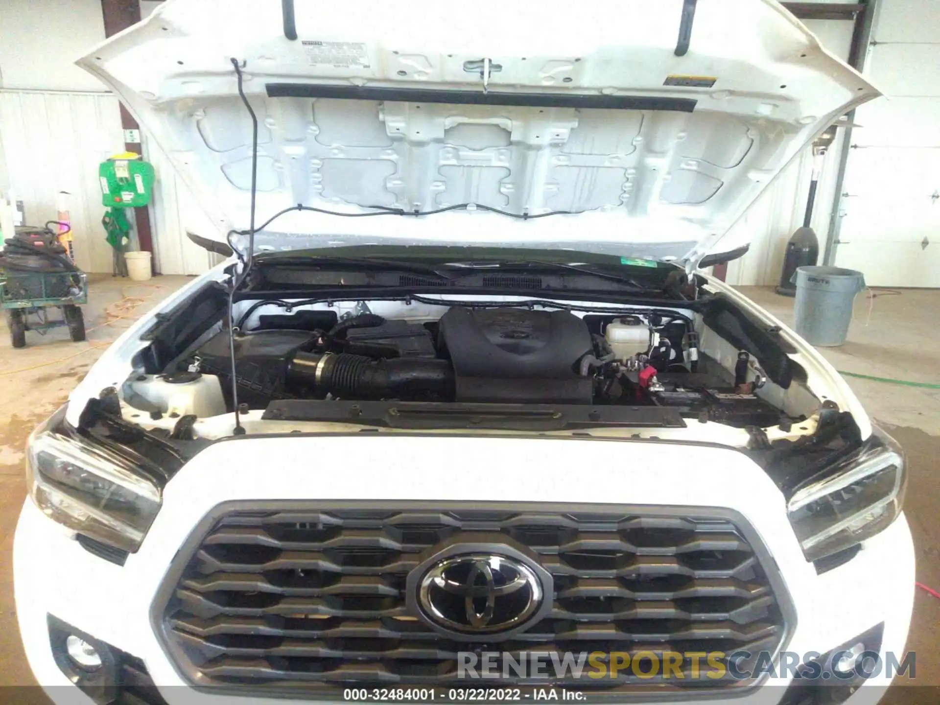 10 Photograph of a damaged car 3TMDZ5BN3LM083843 TOYOTA TACOMA 4WD 2020