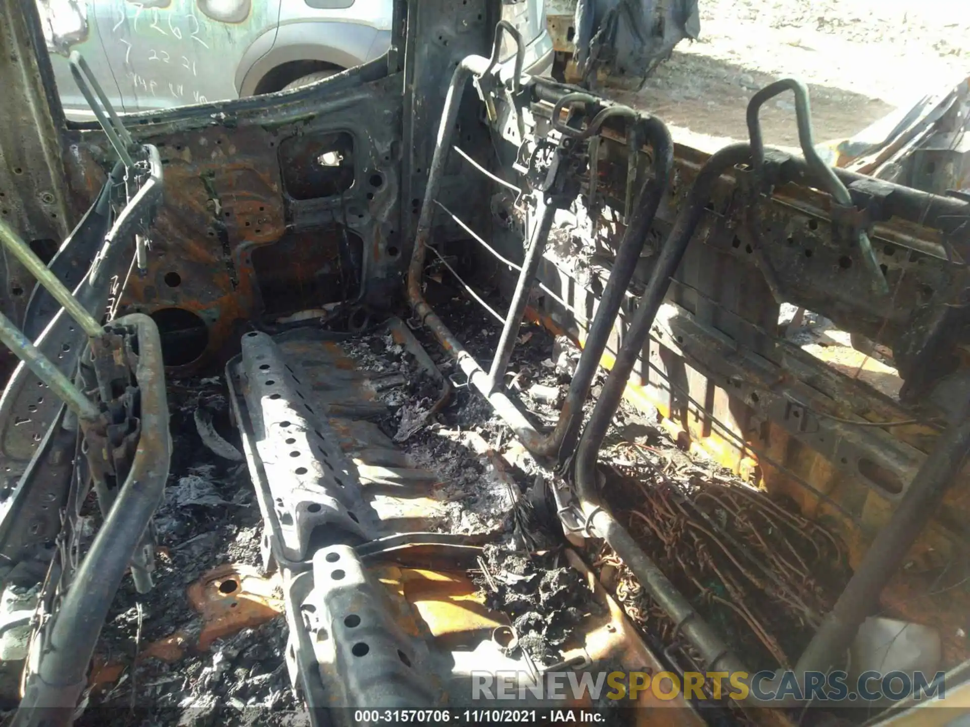 8 Photograph of a damaged car 3TMDZ5BN4LM080871 TOYOTA TACOMA 4WD 2020