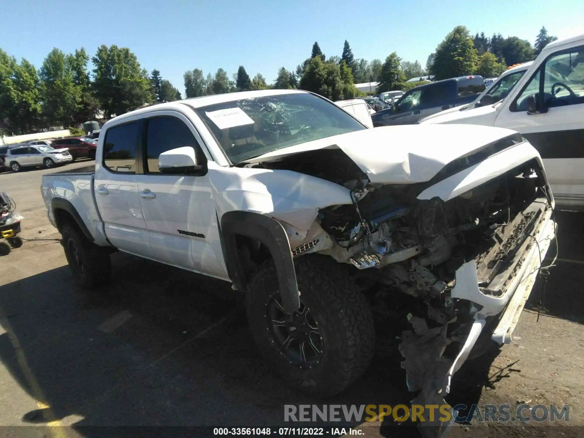 1 Photograph of a damaged car 3TMDZ5BN4LM083382 TOYOTA TACOMA 4WD 2020