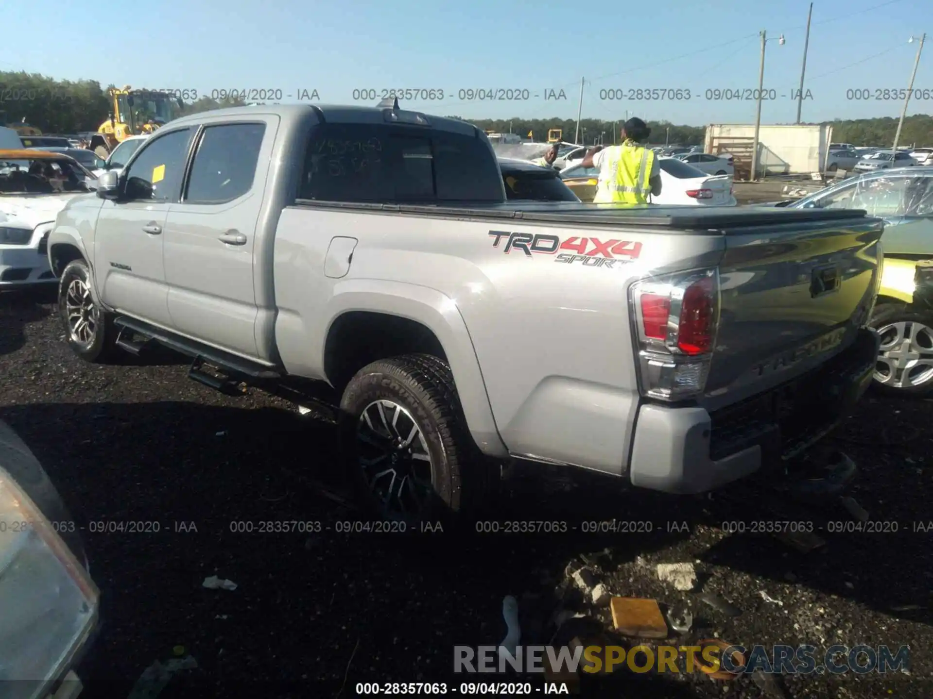 3 Photograph of a damaged car 3TMDZ5BN4LM085780 TOYOTA TACOMA 4WD 2020