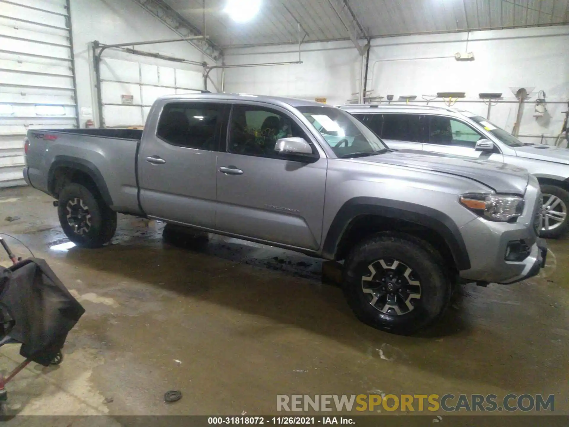 1 Photograph of a damaged car 3TMDZ5BN4LM089201 TOYOTA TACOMA 4WD 2020