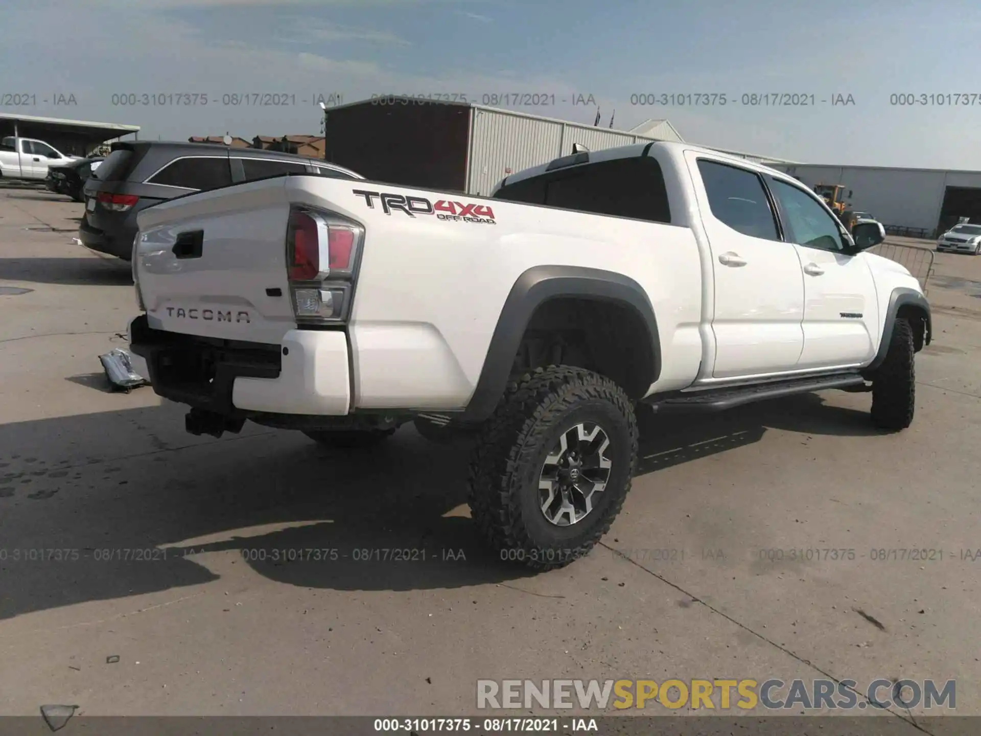 4 Фотография поврежденного автомобиля 3TMDZ5BN4LM092406 TOYOTA TACOMA 4WD 2020