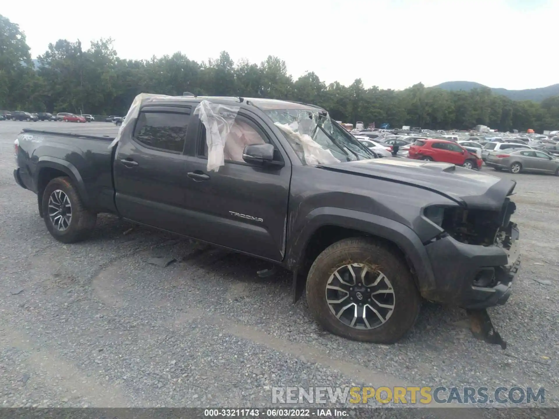 1 Photograph of a damaged car 3TMDZ5BN4LM093796 TOYOTA TACOMA 4WD 2020