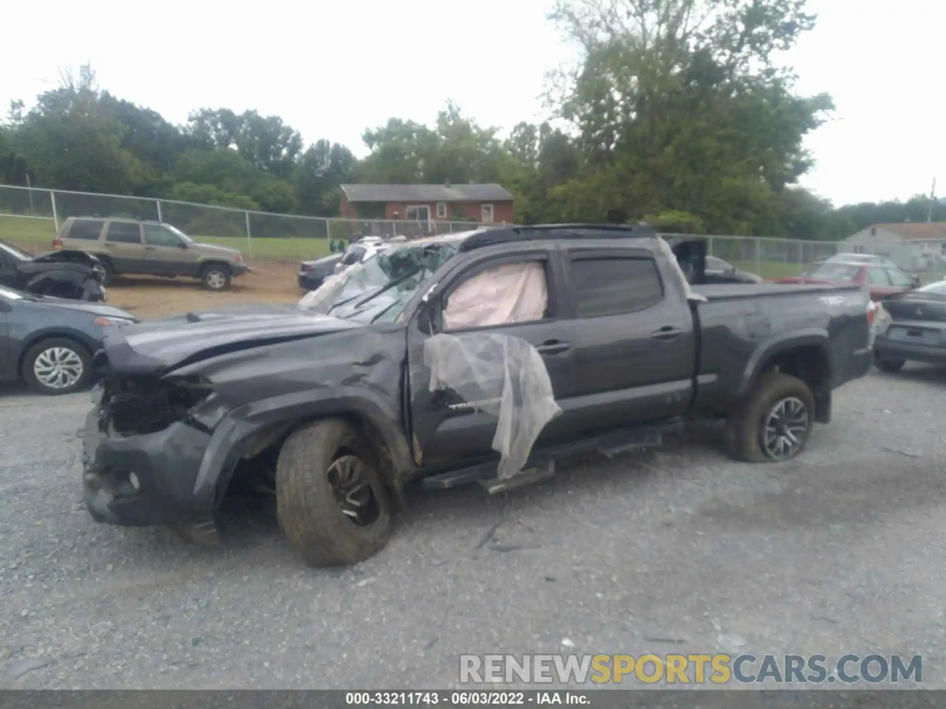 2 Photograph of a damaged car 3TMDZ5BN4LM093796 TOYOTA TACOMA 4WD 2020