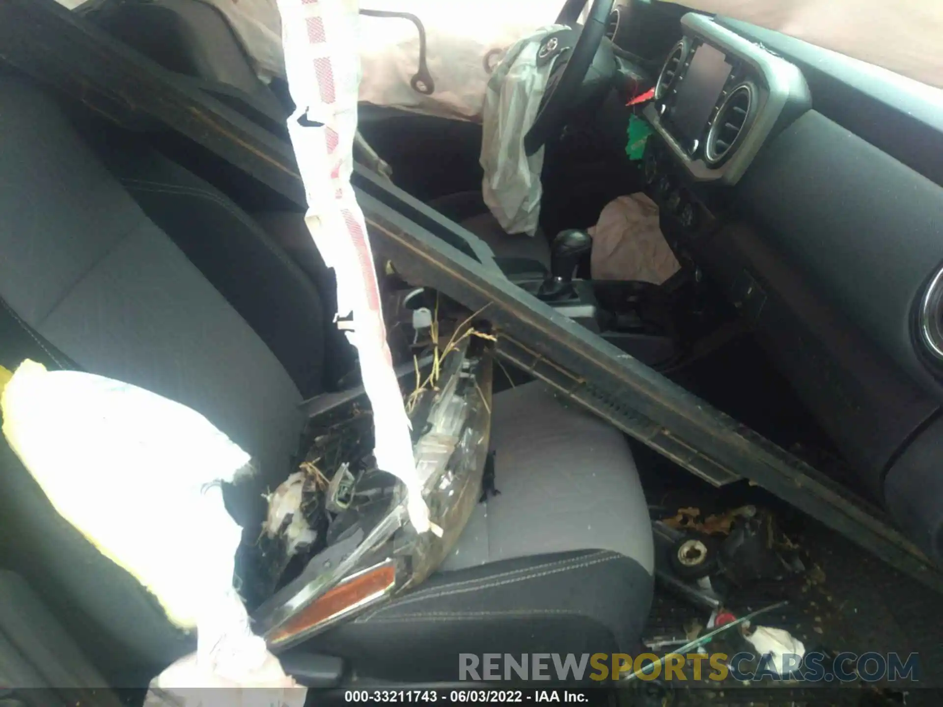 5 Photograph of a damaged car 3TMDZ5BN4LM093796 TOYOTA TACOMA 4WD 2020