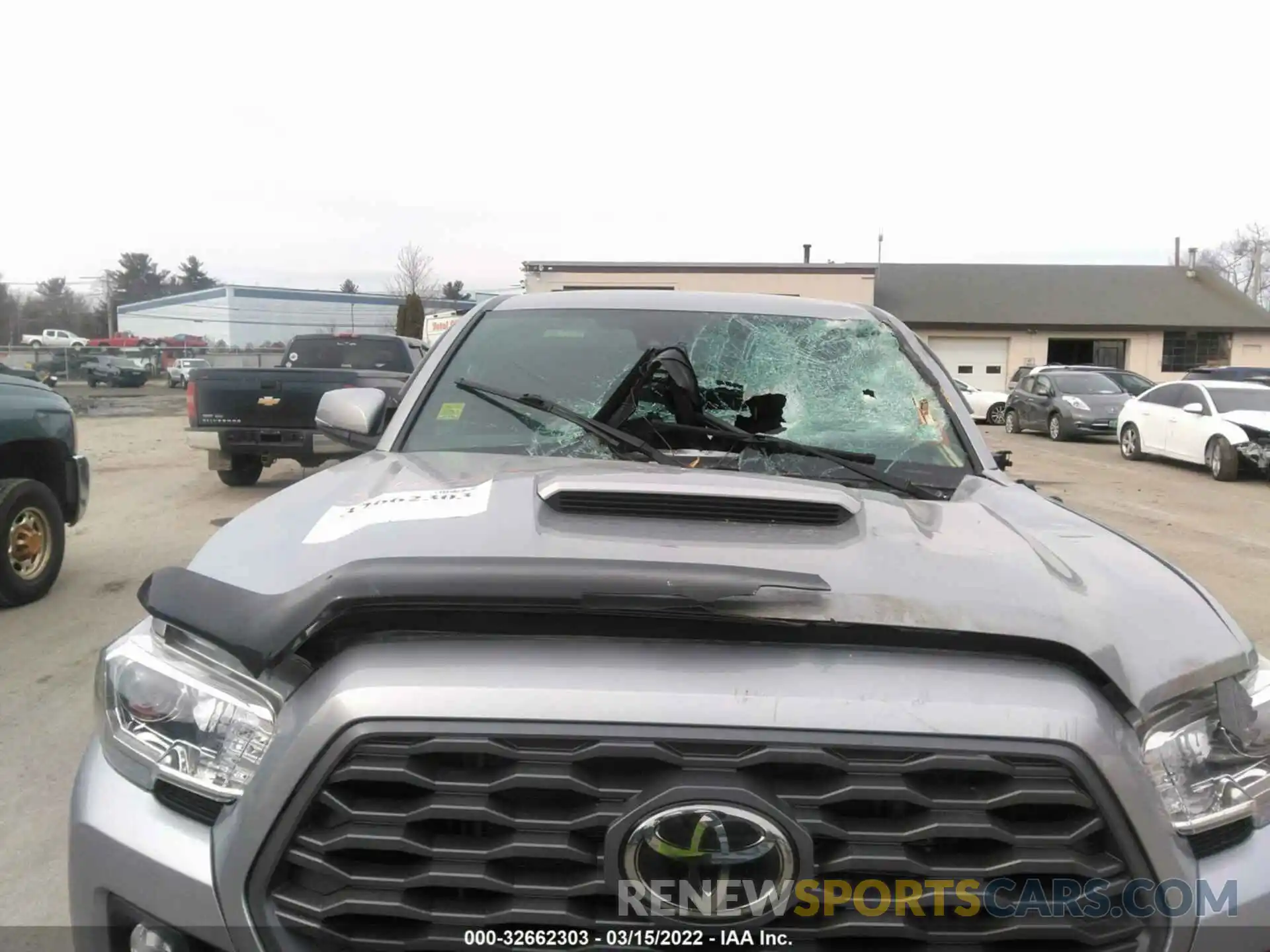 6 Photograph of a damaged car 3TMDZ5BN5LM082533 TOYOTA TACOMA 4WD 2020