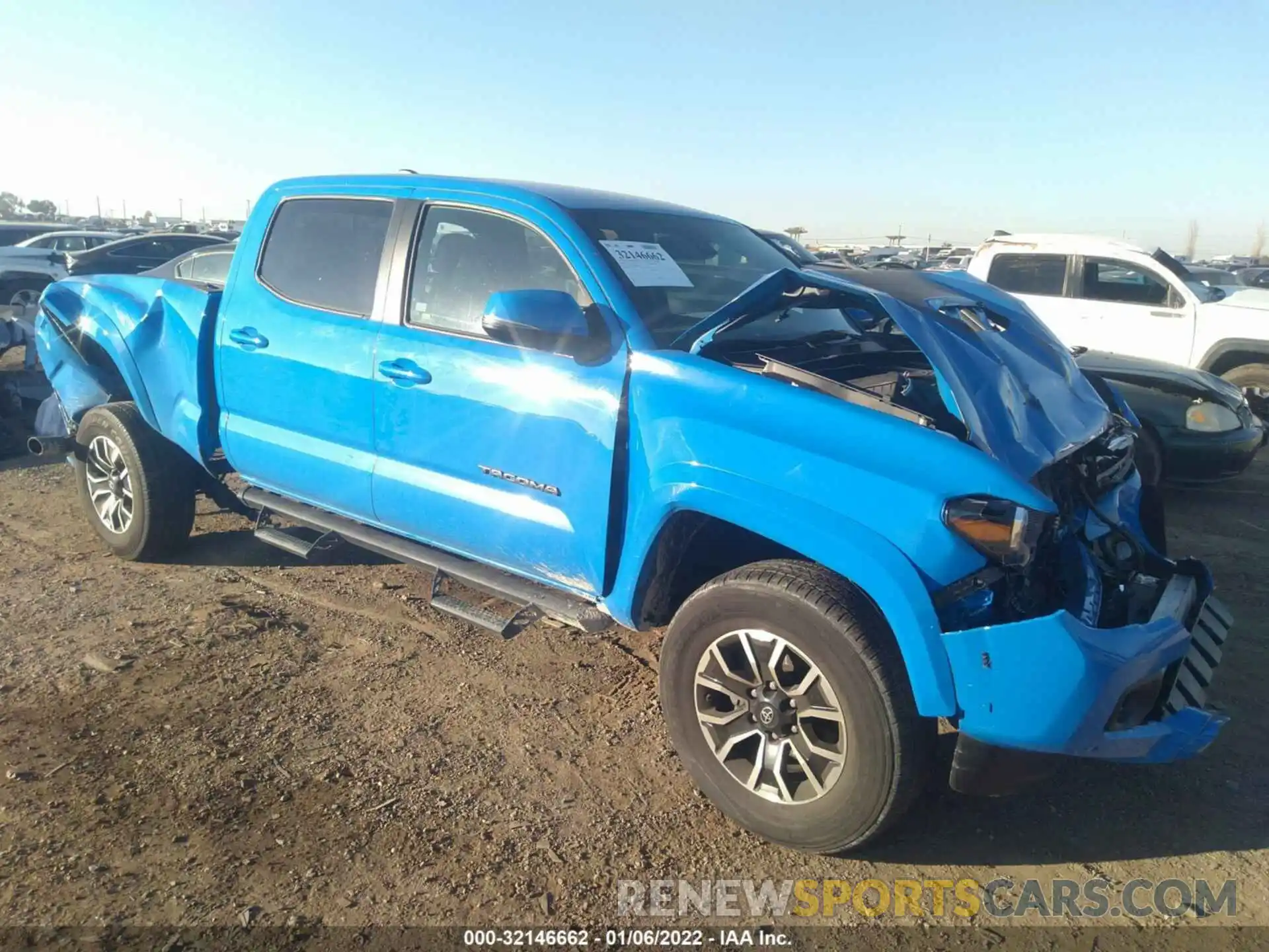 1 Photograph of a damaged car 3TMDZ5BN5LM083729 TOYOTA TACOMA 4WD 2020