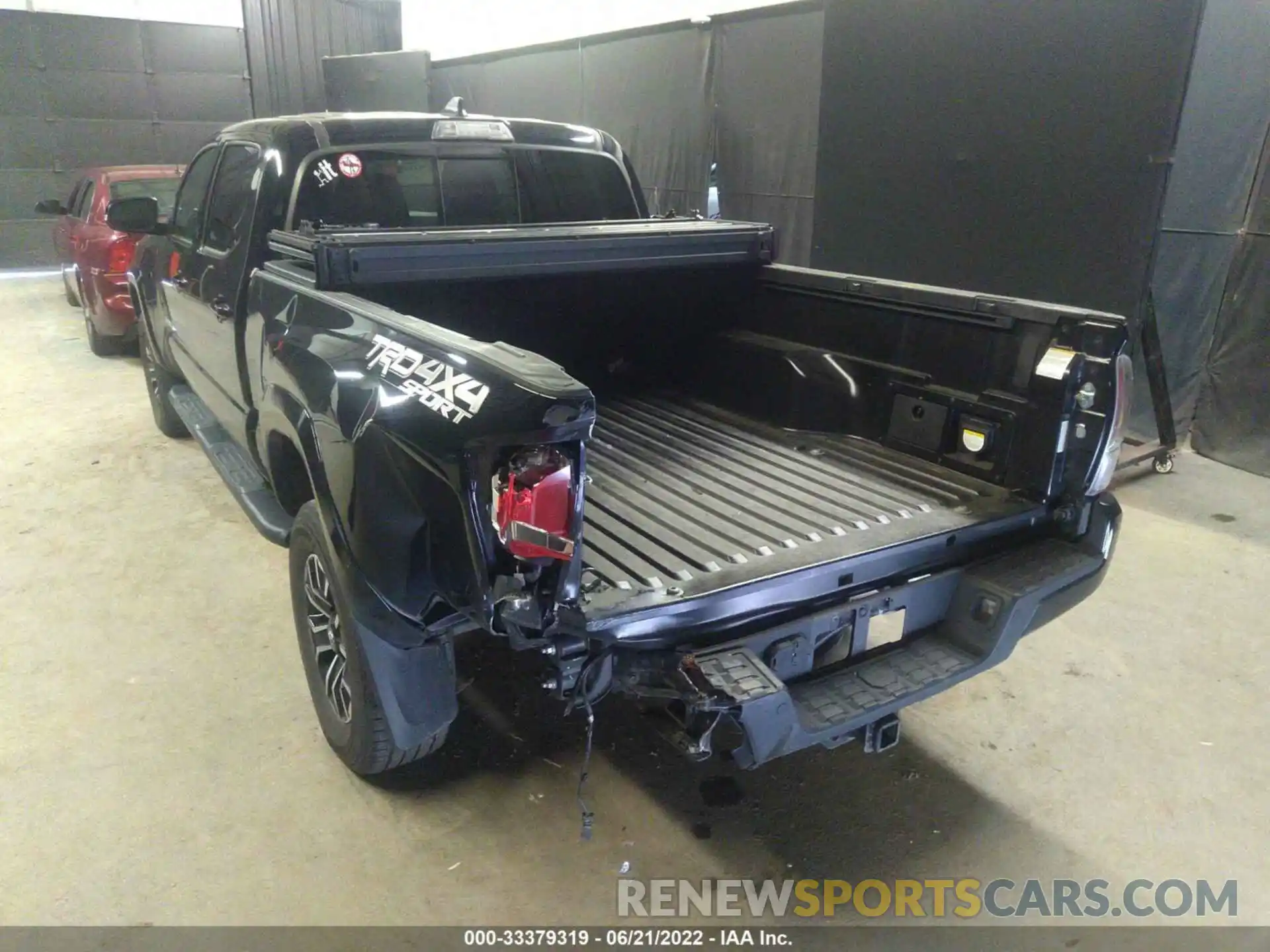 3 Photograph of a damaged car 3TMDZ5BN5LM087022 TOYOTA TACOMA 4WD 2020