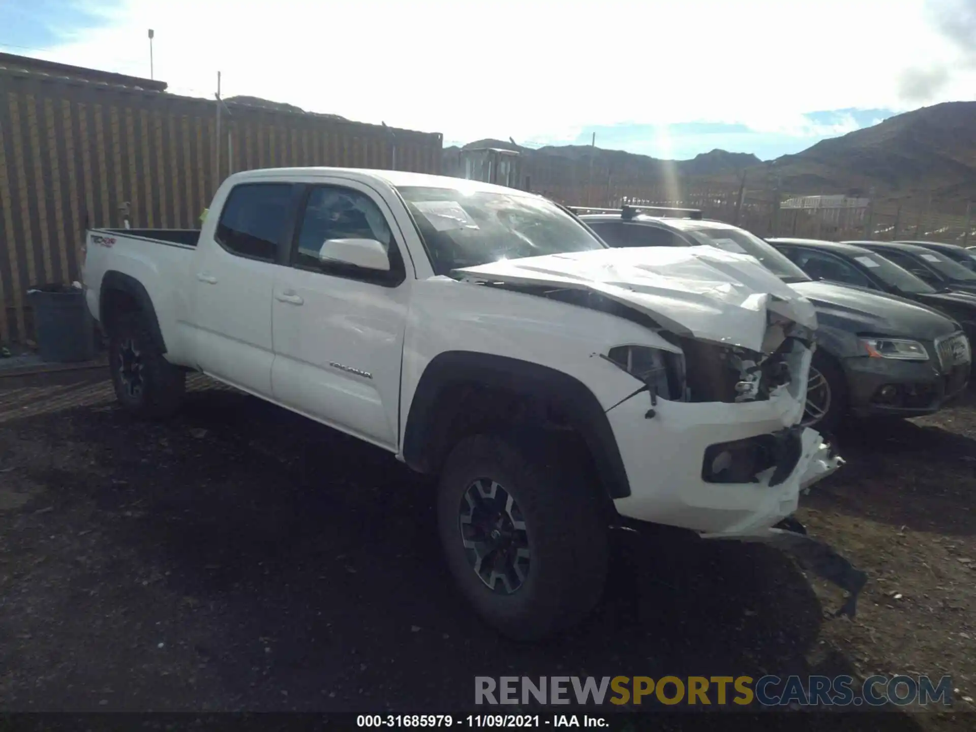 1 Photograph of a damaged car 3TMDZ5BN5LM092902 TOYOTA TACOMA 4WD 2020