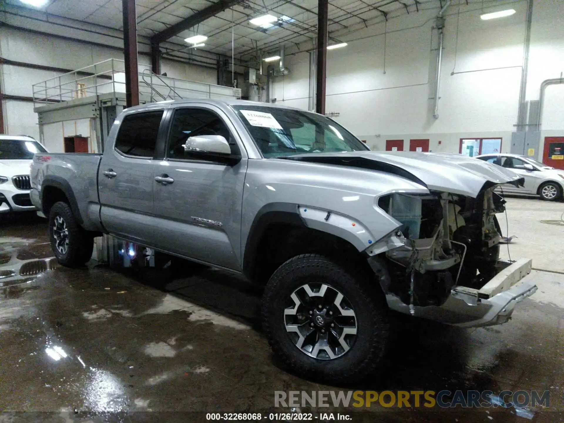 1 Photograph of a damaged car 3TMDZ5BN5LM093161 TOYOTA TACOMA 4WD 2020