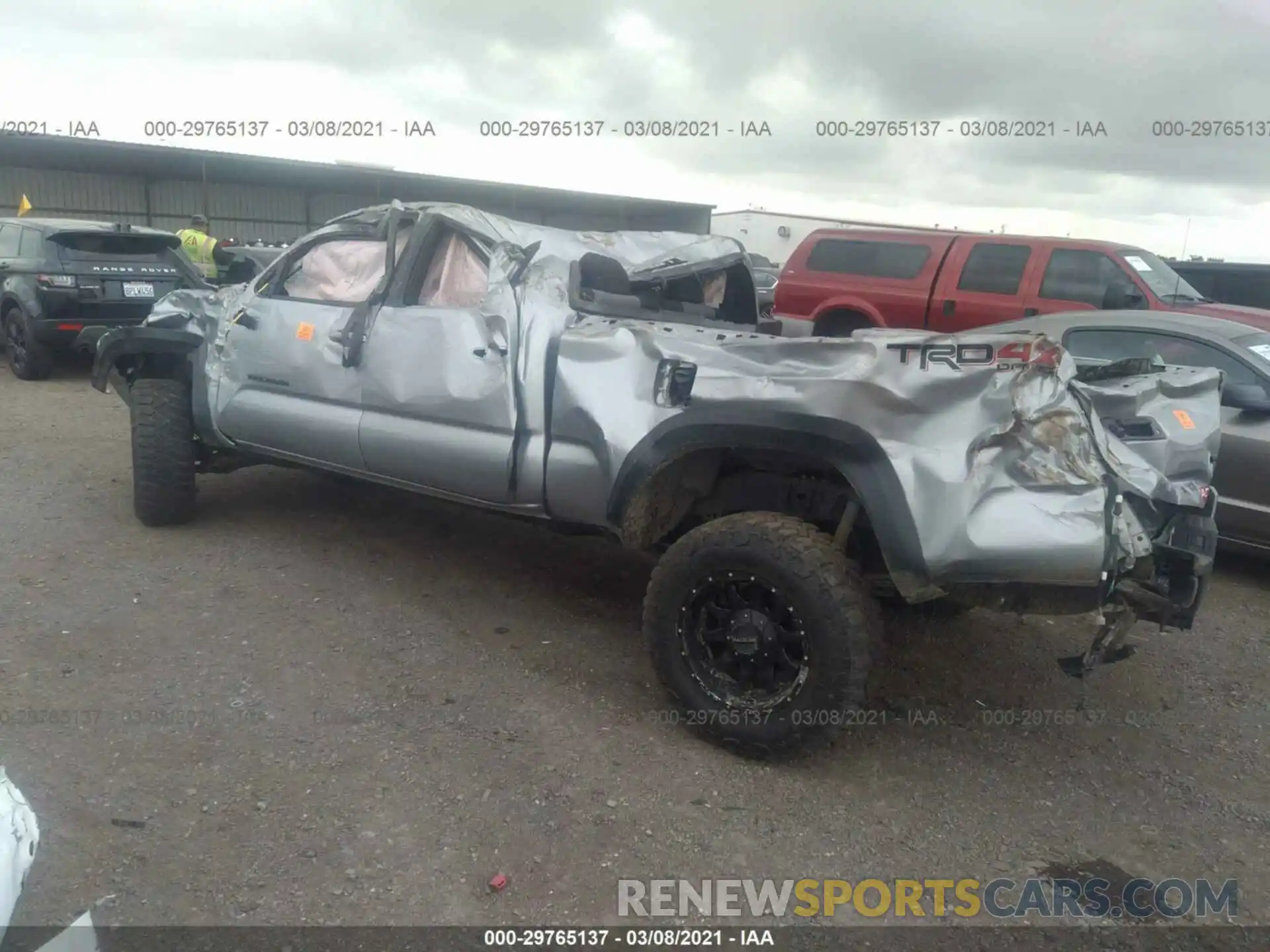 3 Photograph of a damaged car 3TMDZ5BN6LM098580 TOYOTA TACOMA 4WD 2020