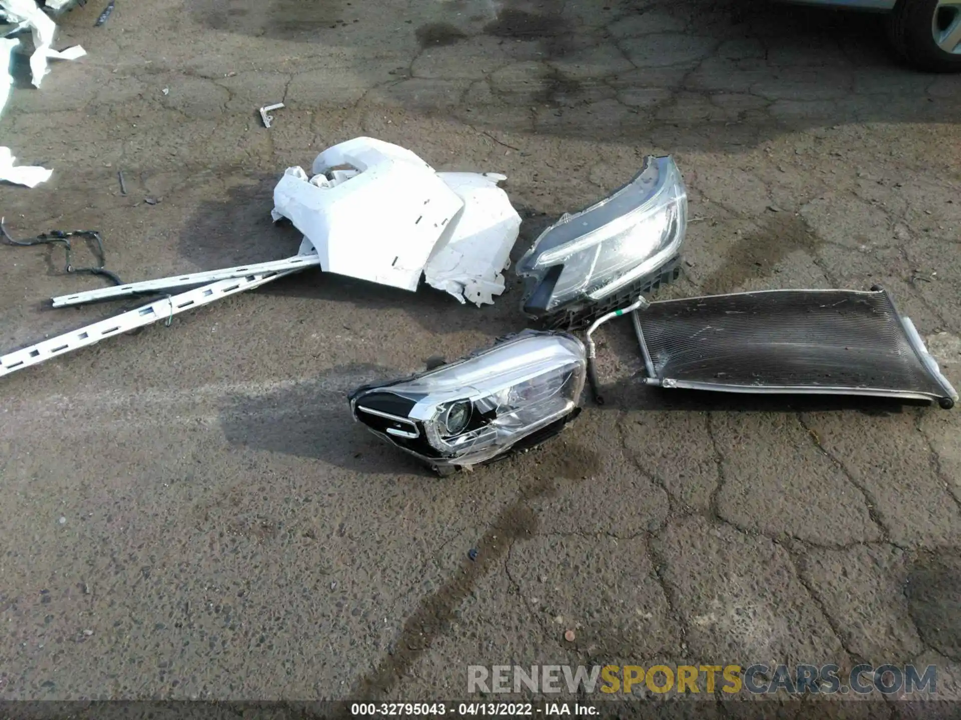 12 Photograph of a damaged car 3TMDZ5BN7LM085997 TOYOTA TACOMA 4WD 2020