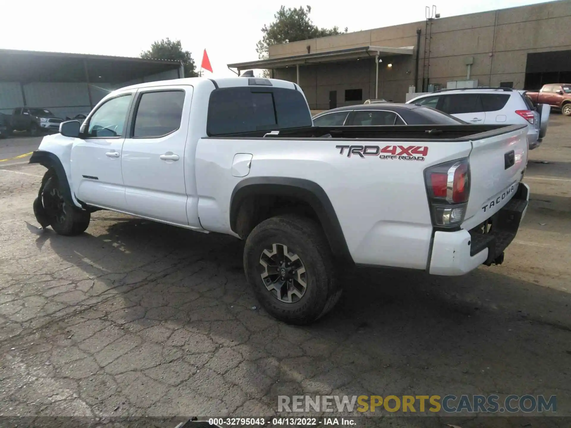 3 Photograph of a damaged car 3TMDZ5BN7LM085997 TOYOTA TACOMA 4WD 2020