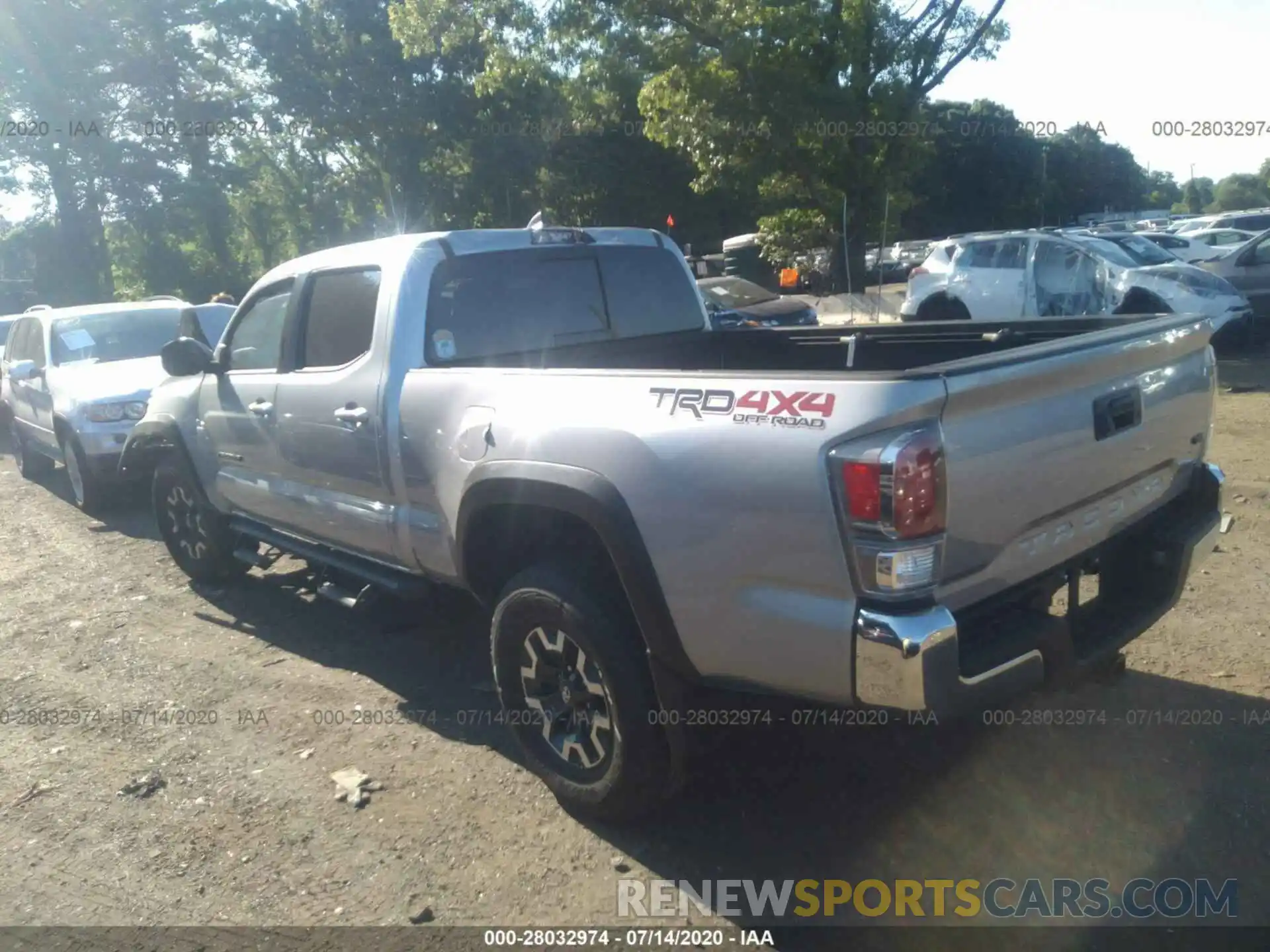 3 Photograph of a damaged car 3TMDZ5BN7LM089211 TOYOTA TACOMA 4WD 2020