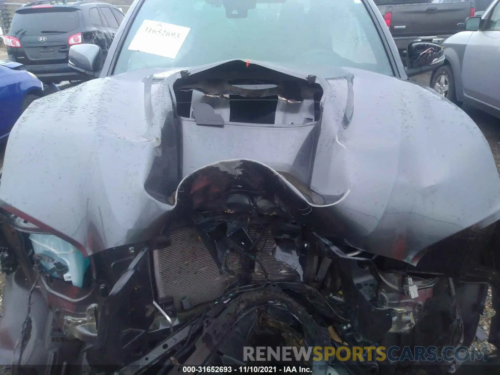 10 Photograph of a damaged car 3TMDZ5BN7LM092576 TOYOTA TACOMA 4WD 2020