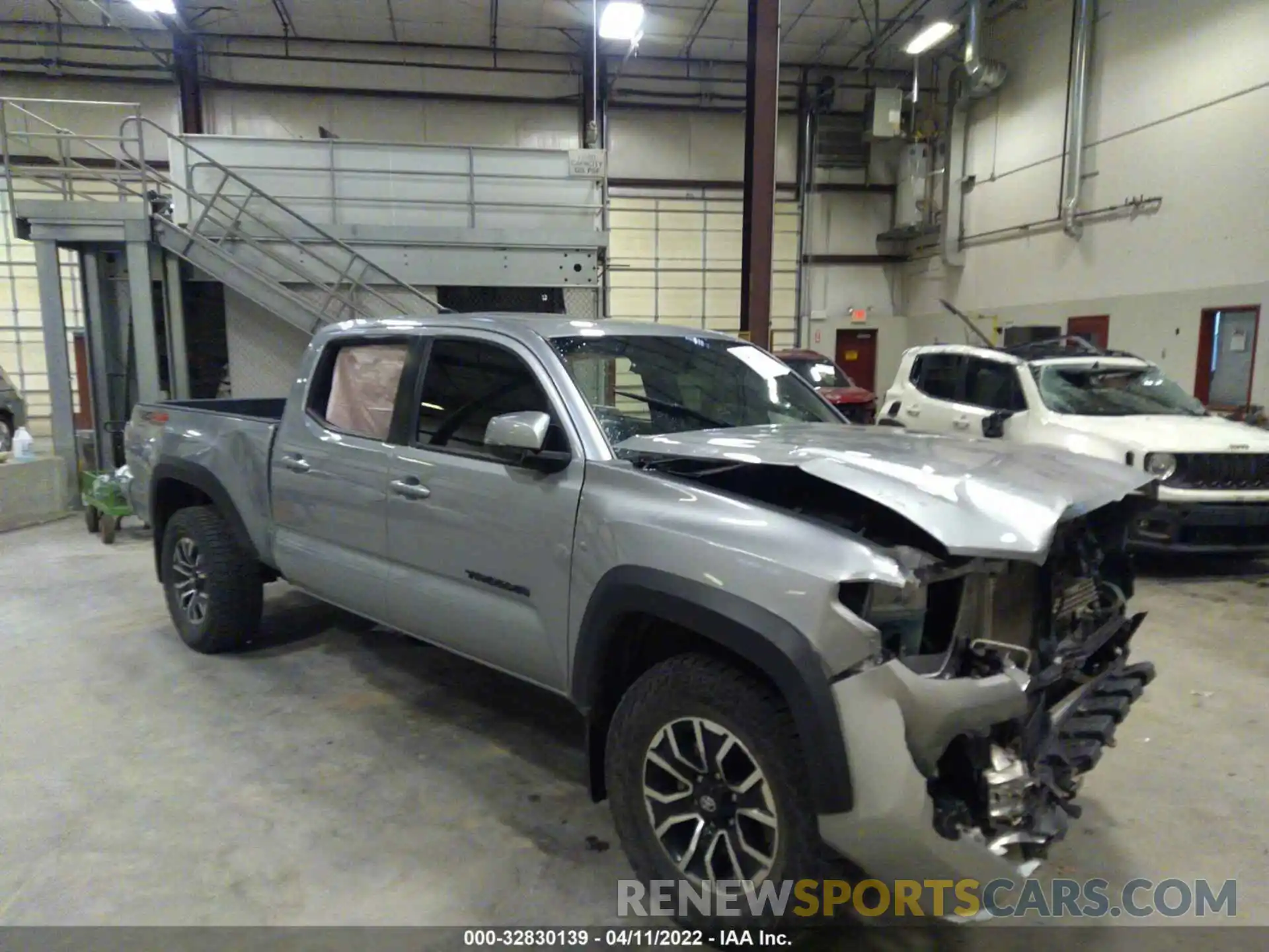 1 Photograph of a damaged car 3TMDZ5BN8LM083157 TOYOTA TACOMA 4WD 2020