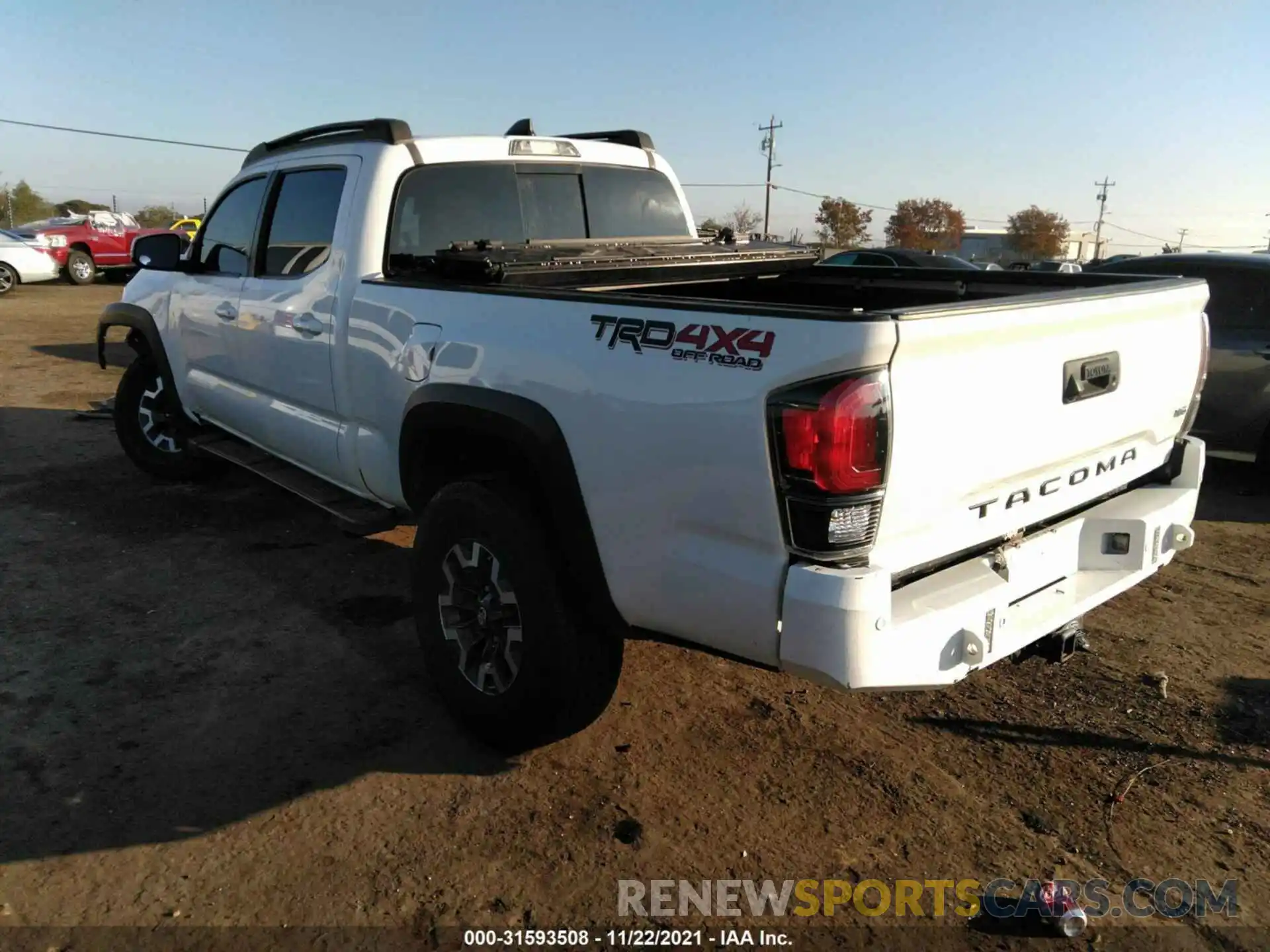 3 Photograph of a damaged car 3TMDZ5BN8LM083823 TOYOTA TACOMA 4WD 2020