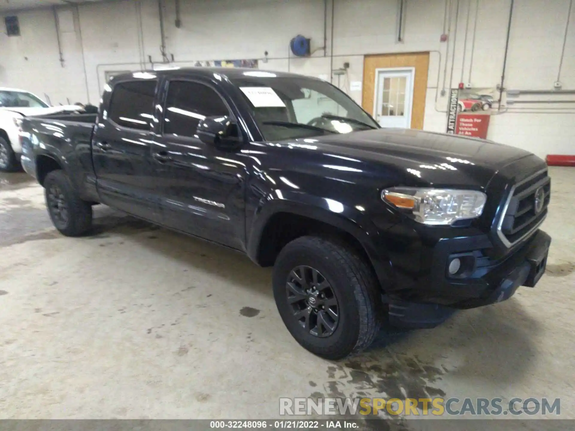 1 Photograph of a damaged car 3TMDZ5BN9LM080316 TOYOTA TACOMA 4WD 2020