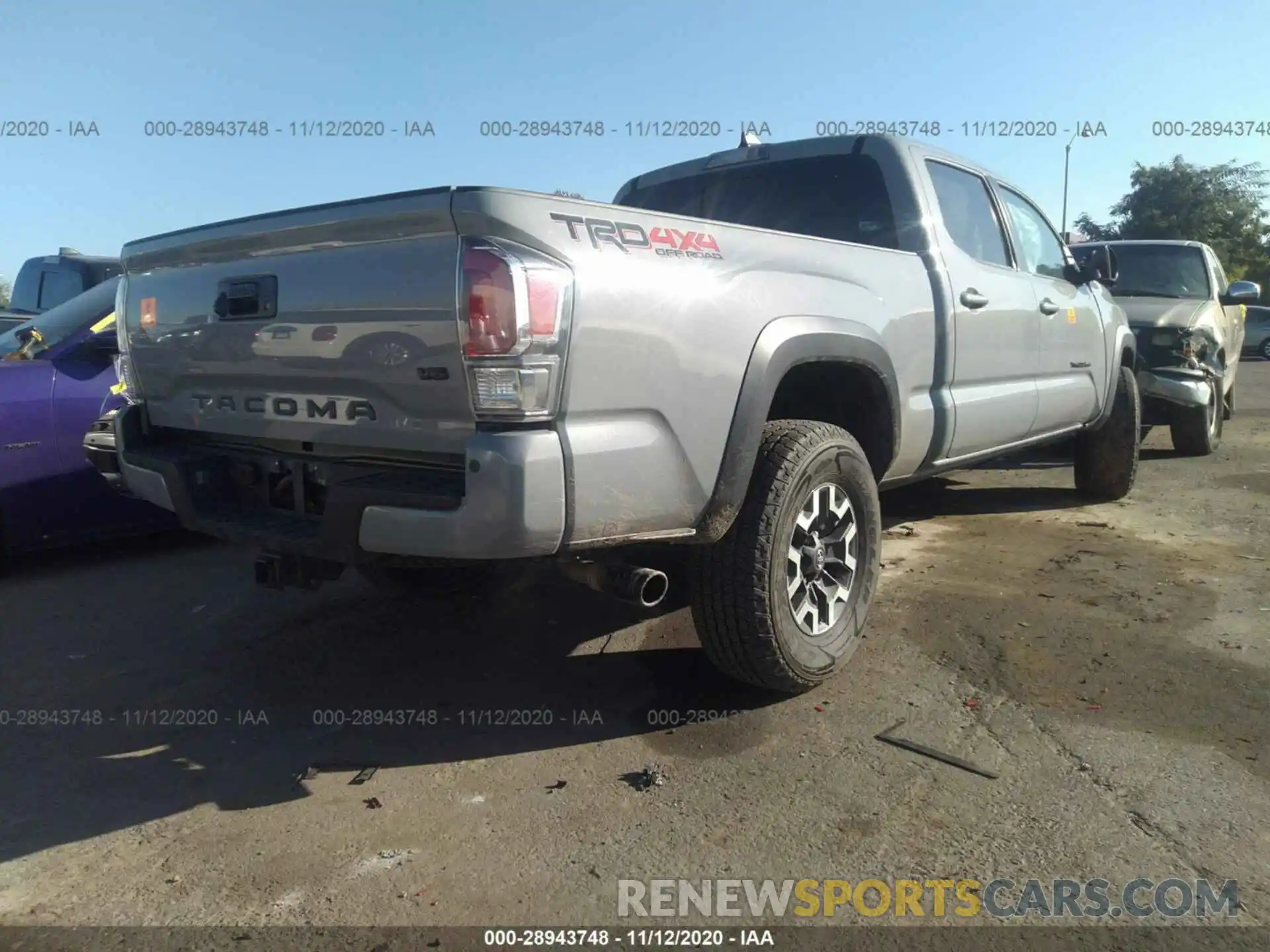 4 Photograph of a damaged car 3TMDZ5BN9LM093549 TOYOTA TACOMA 4WD 2020