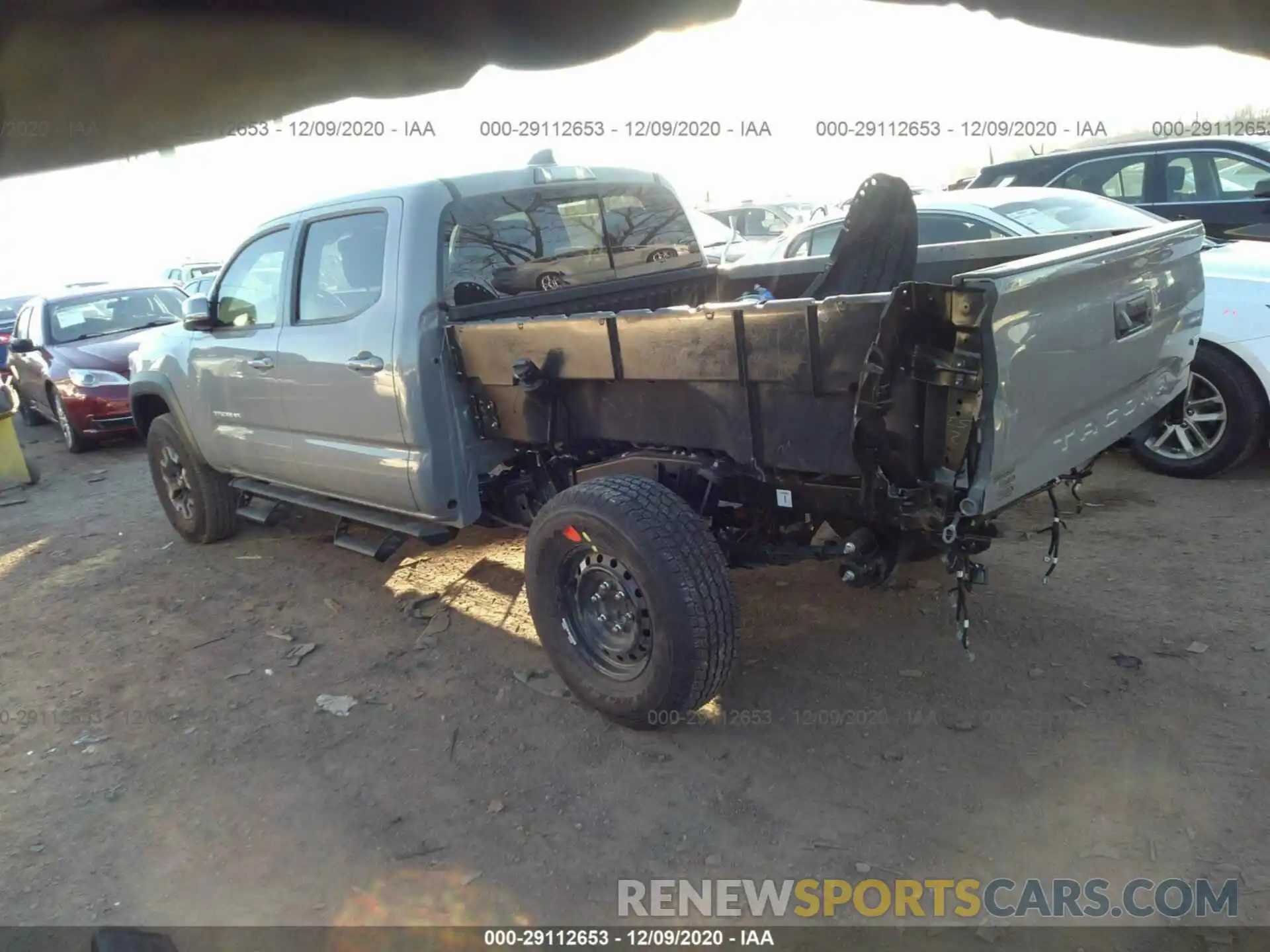 3 Photograph of a damaged car 3TMDZ5BN9LM095947 TOYOTA TACOMA 4WD 2020