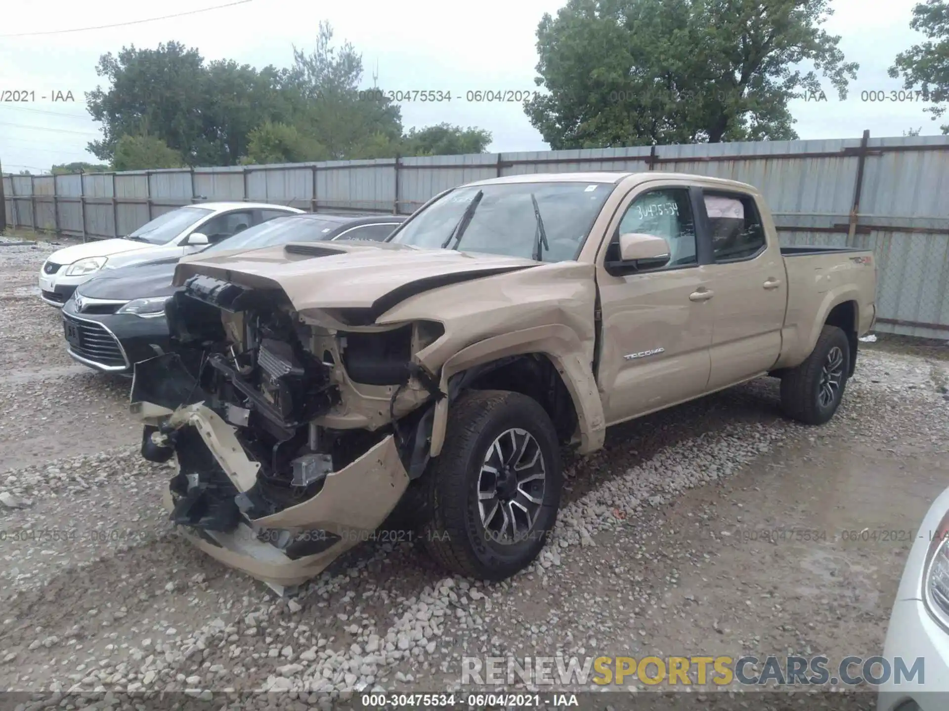 2 Photograph of a damaged car 3TMDZ5BNXLM090014 TOYOTA TACOMA 4WD 2020