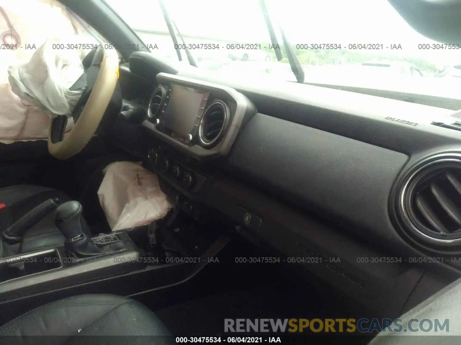 5 Photograph of a damaged car 3TMDZ5BNXLM090014 TOYOTA TACOMA 4WD 2020