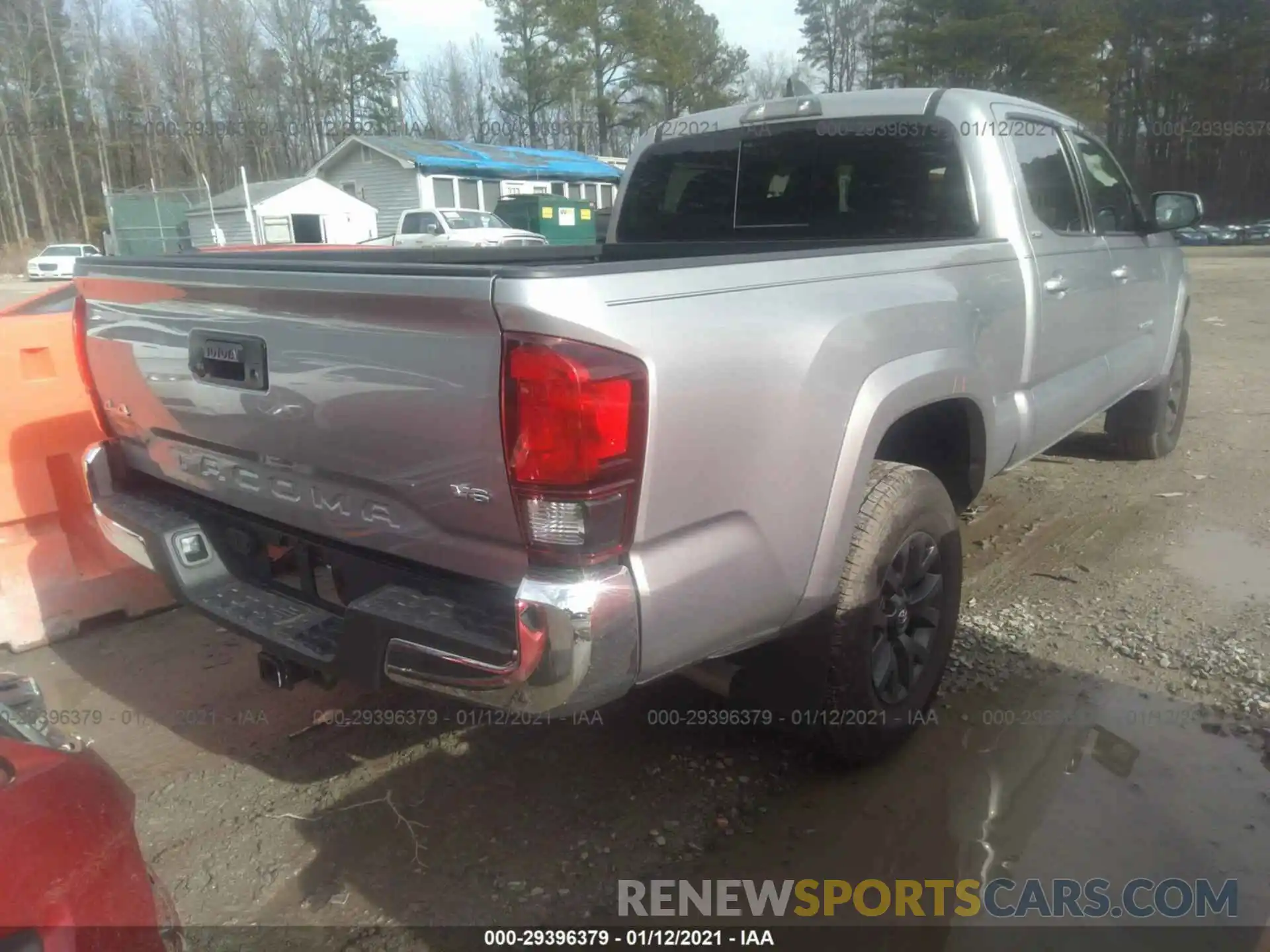 4 Photograph of a damaged car 3TMDZ5BNXLM097819 TOYOTA TACOMA 4WD 2020