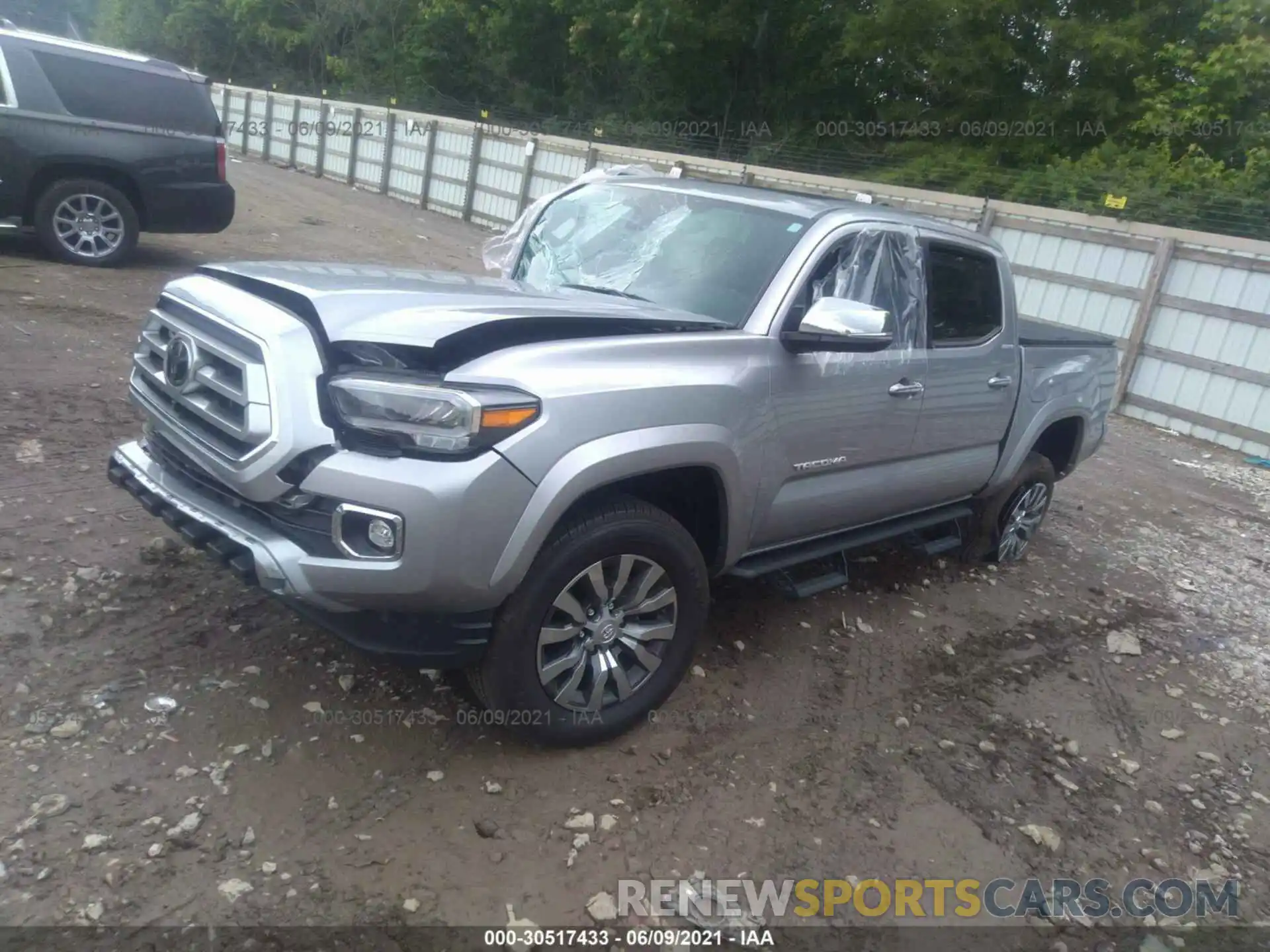 2 Photograph of a damaged car 3TMGZ5AN1LM340674 TOYOTA TACOMA 4WD 2020