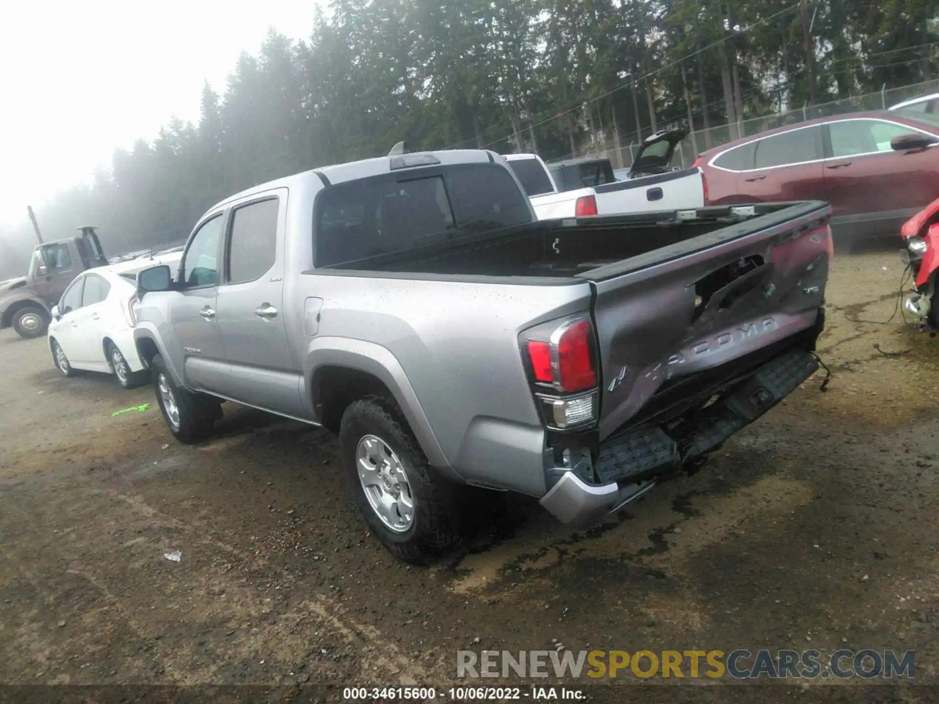 3 Фотография поврежденного автомобиля 3TMGZ5AN5LM338605 TOYOTA TACOMA 4WD 2020