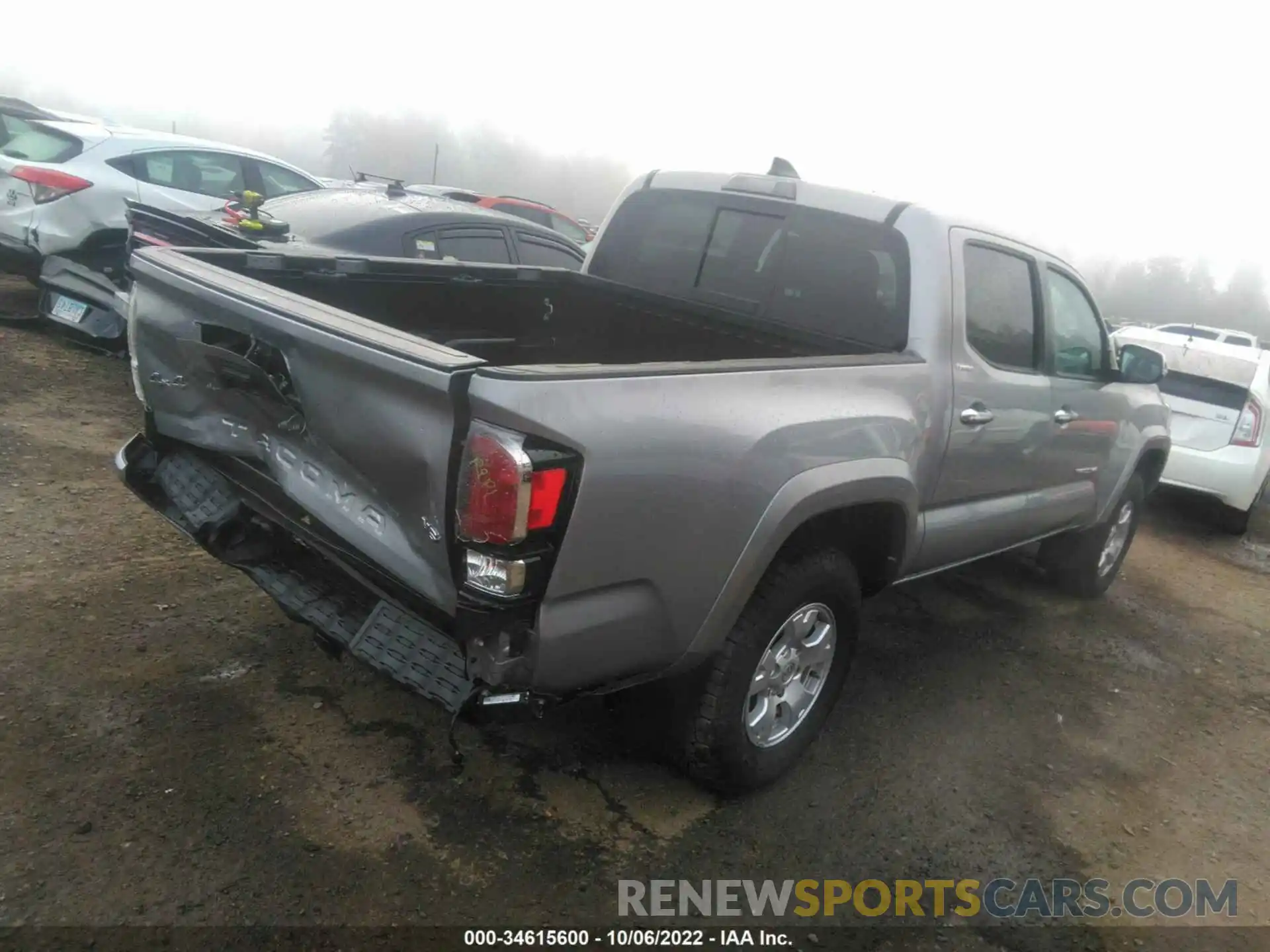 4 Фотография поврежденного автомобиля 3TMGZ5AN5LM338605 TOYOTA TACOMA 4WD 2020