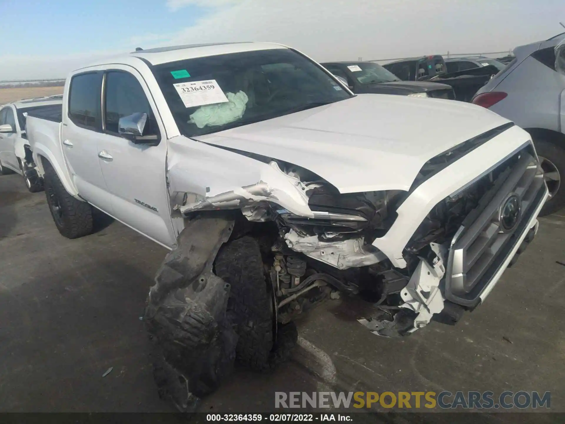 1 Photograph of a damaged car 3TMGZ5AN7LM317741 TOYOTA TACOMA 4WD 2020