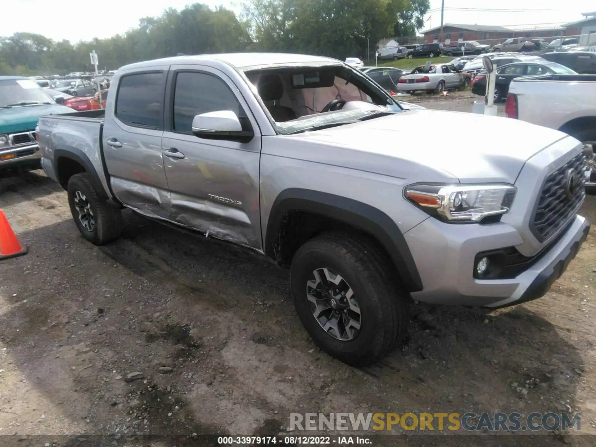 1 Фотография поврежденного автомобиля 3TYCZ5AN2LT003806 TOYOTA TACOMA 4WD 2020